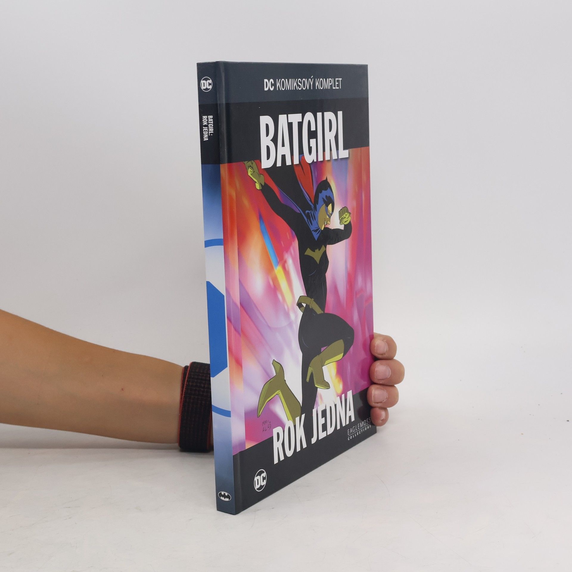 Autores varios Batgirl. Rok jedna