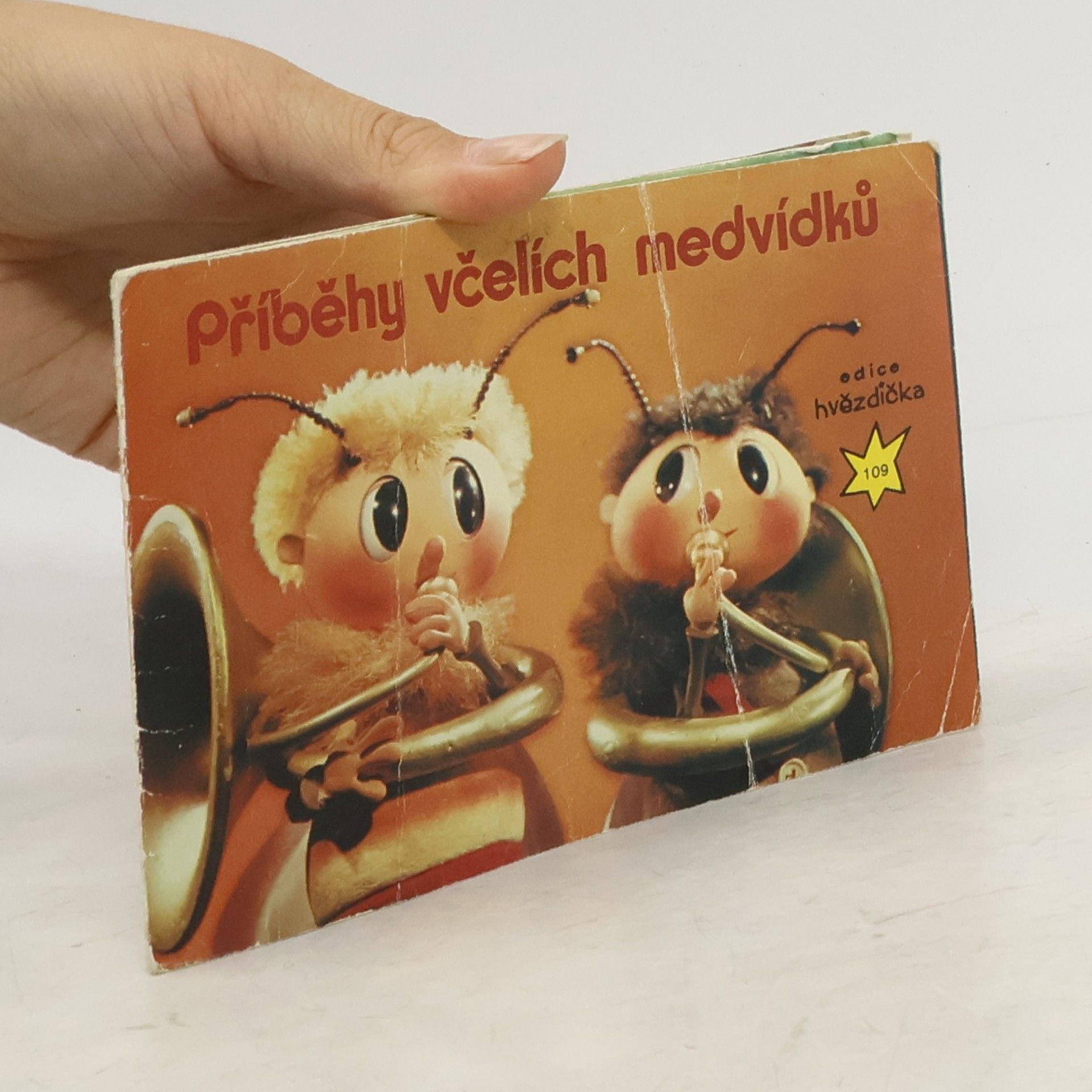 Ivo Houf Příběhy včelích medvídků