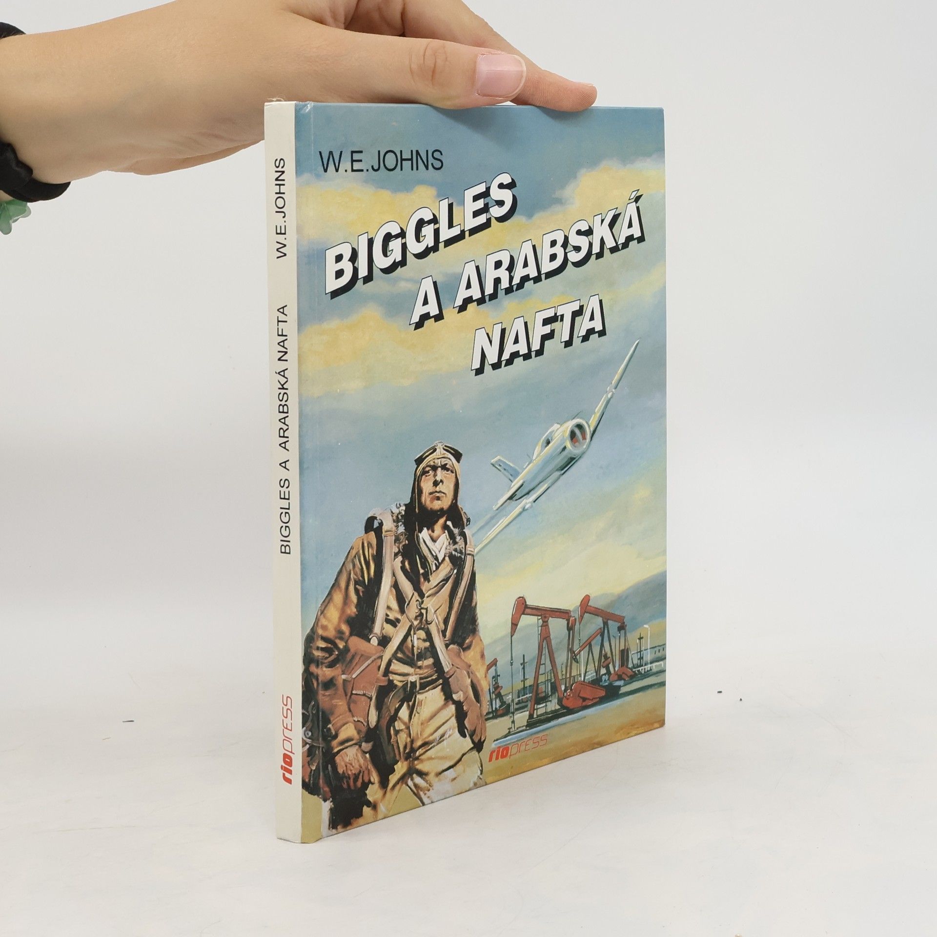 William Earl Johns Biggles a arabská nafta