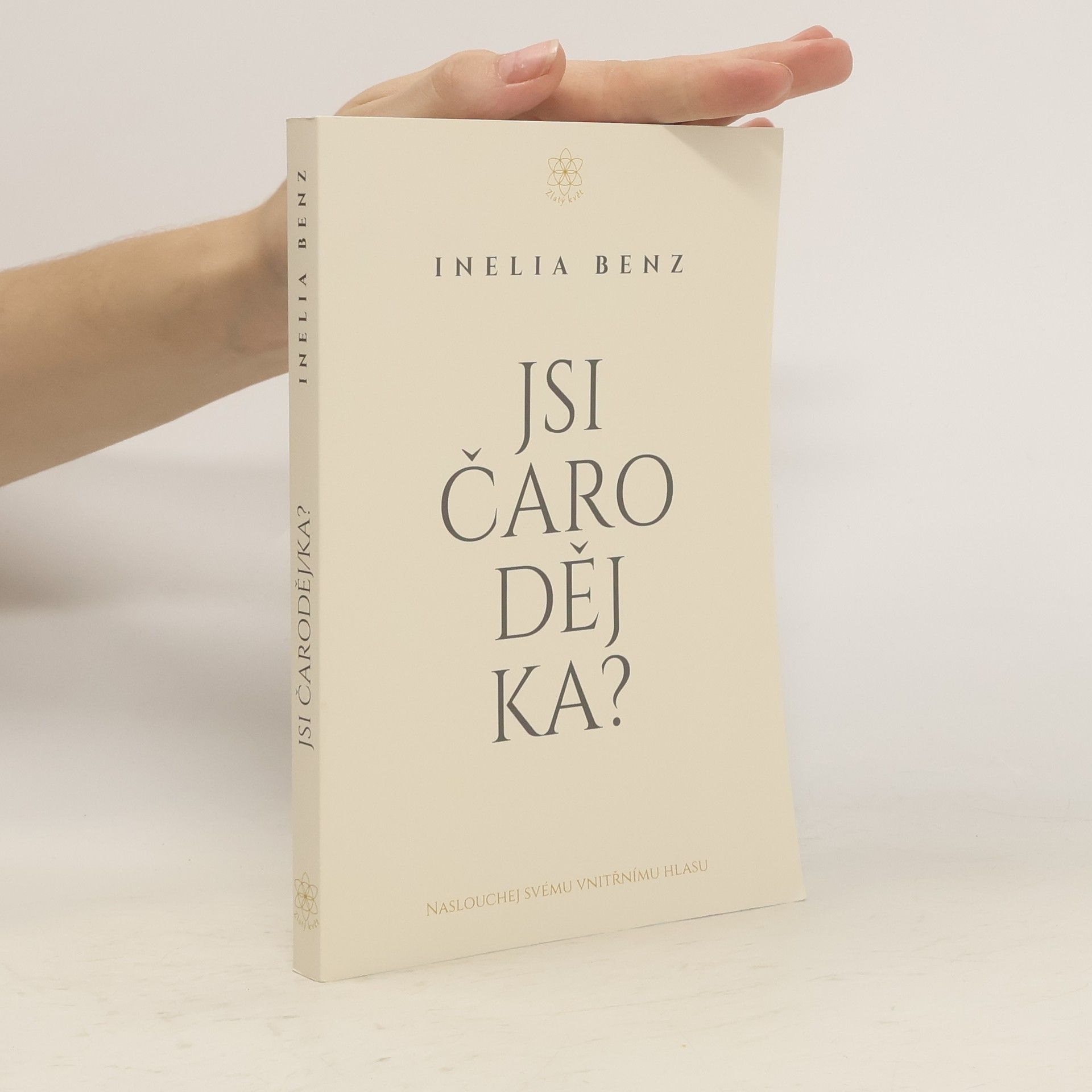 Inelia Benz Jsi Čarodějka?