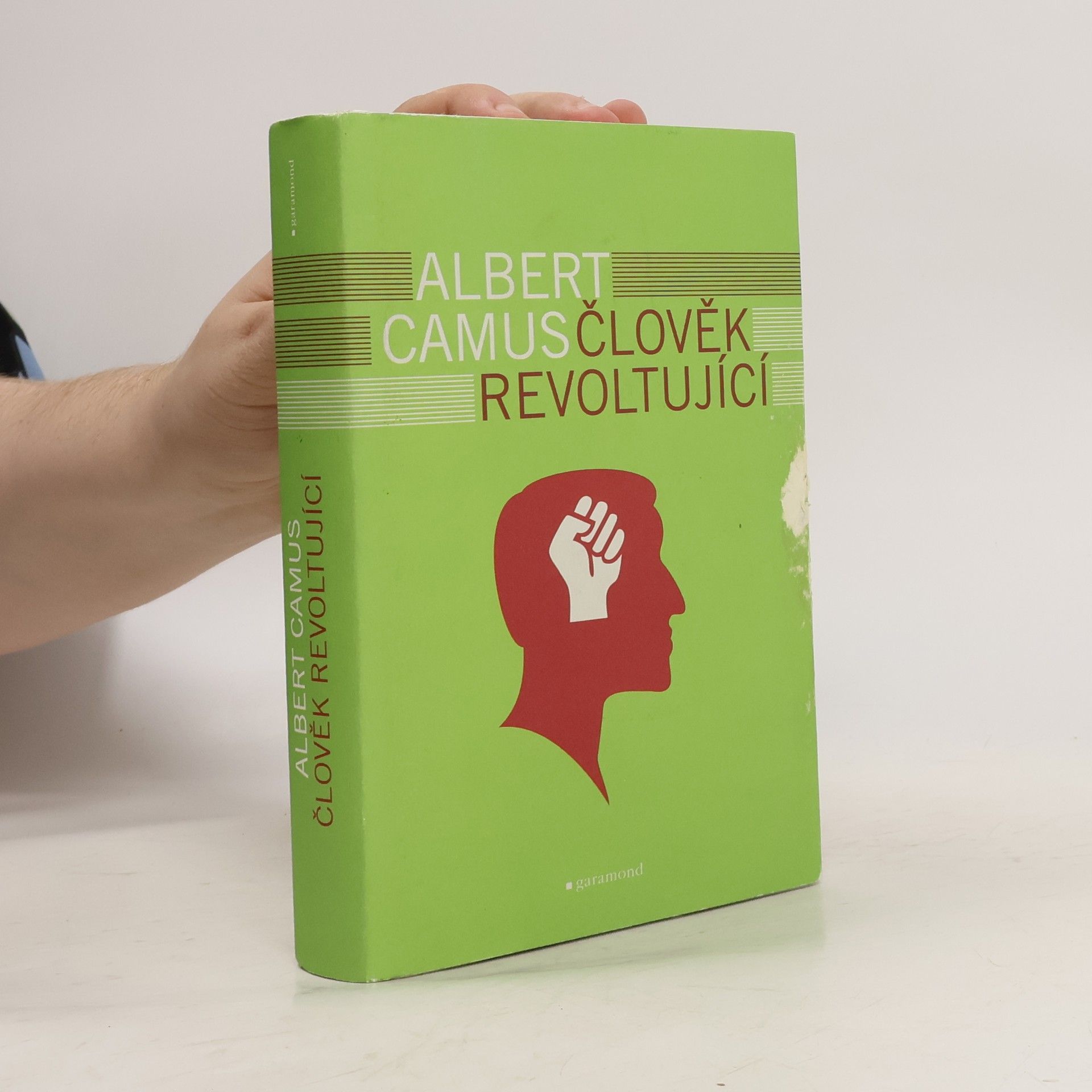 Albert Camus Člověk revoltující