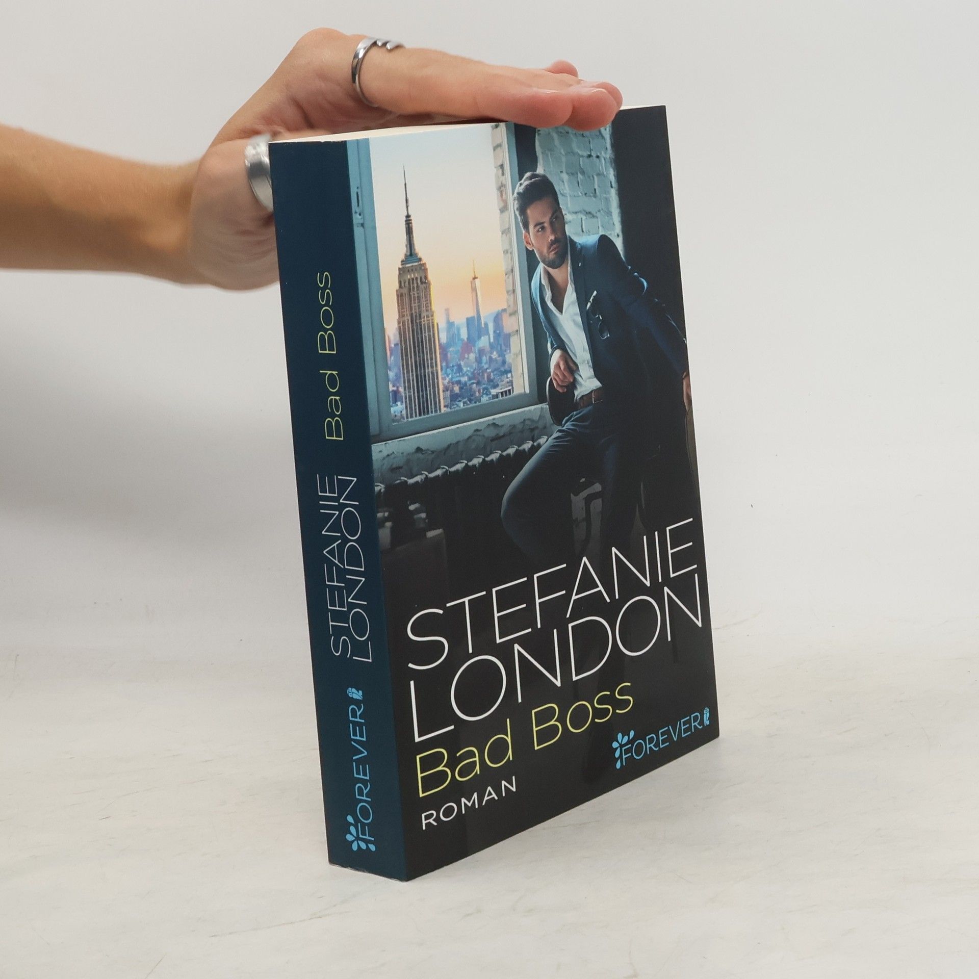 Stefanie London Bad Boss