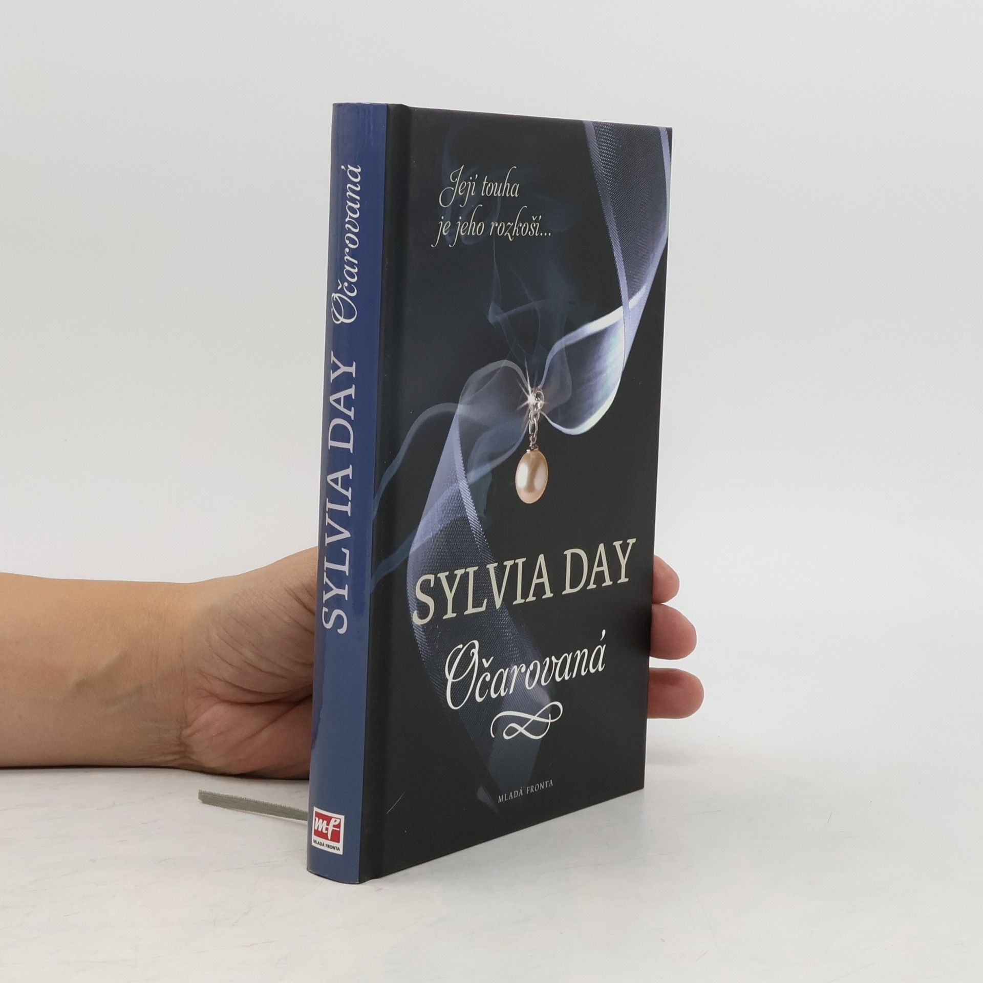 Sylvia Day Očarovaná