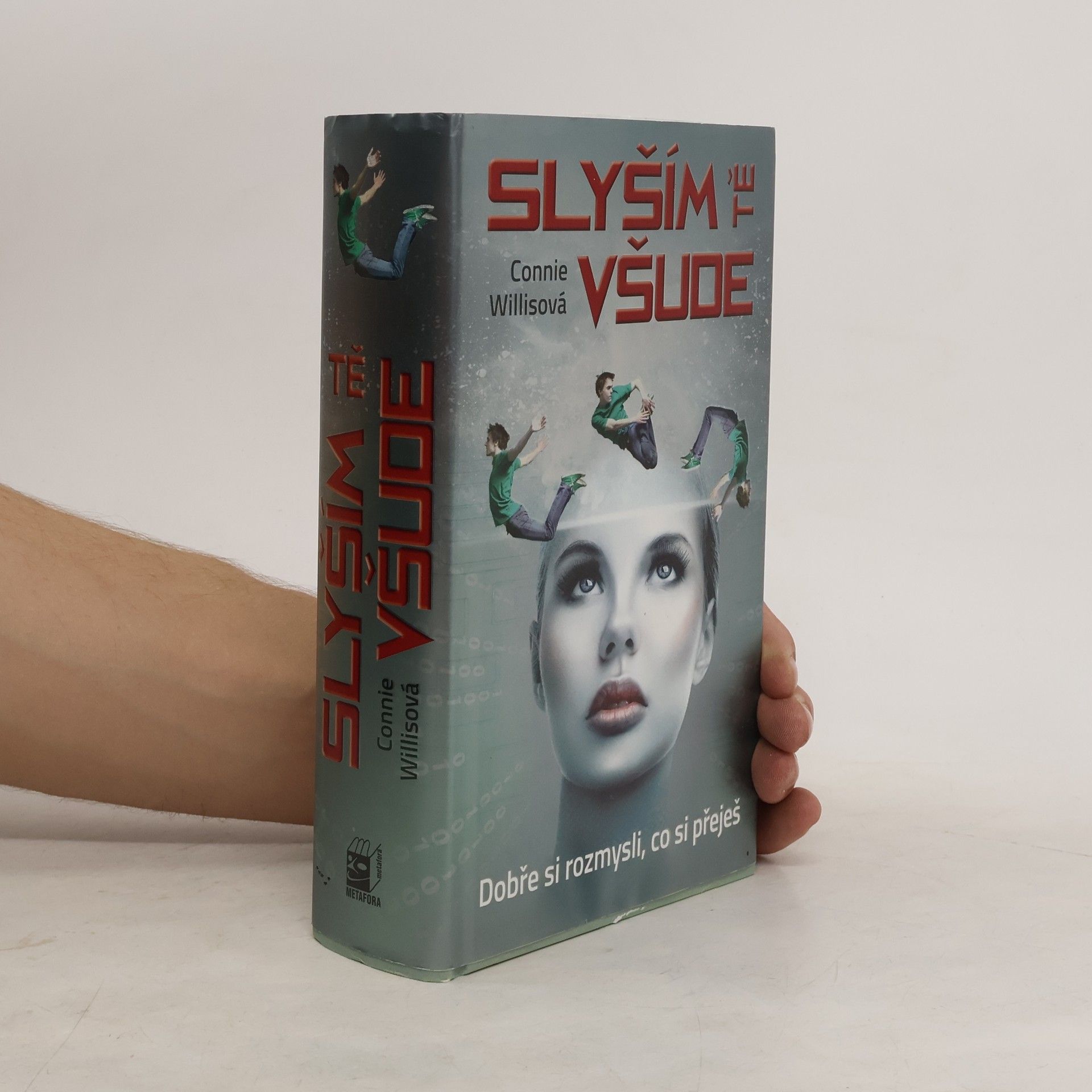 Connie Willisová Slyším tě všude