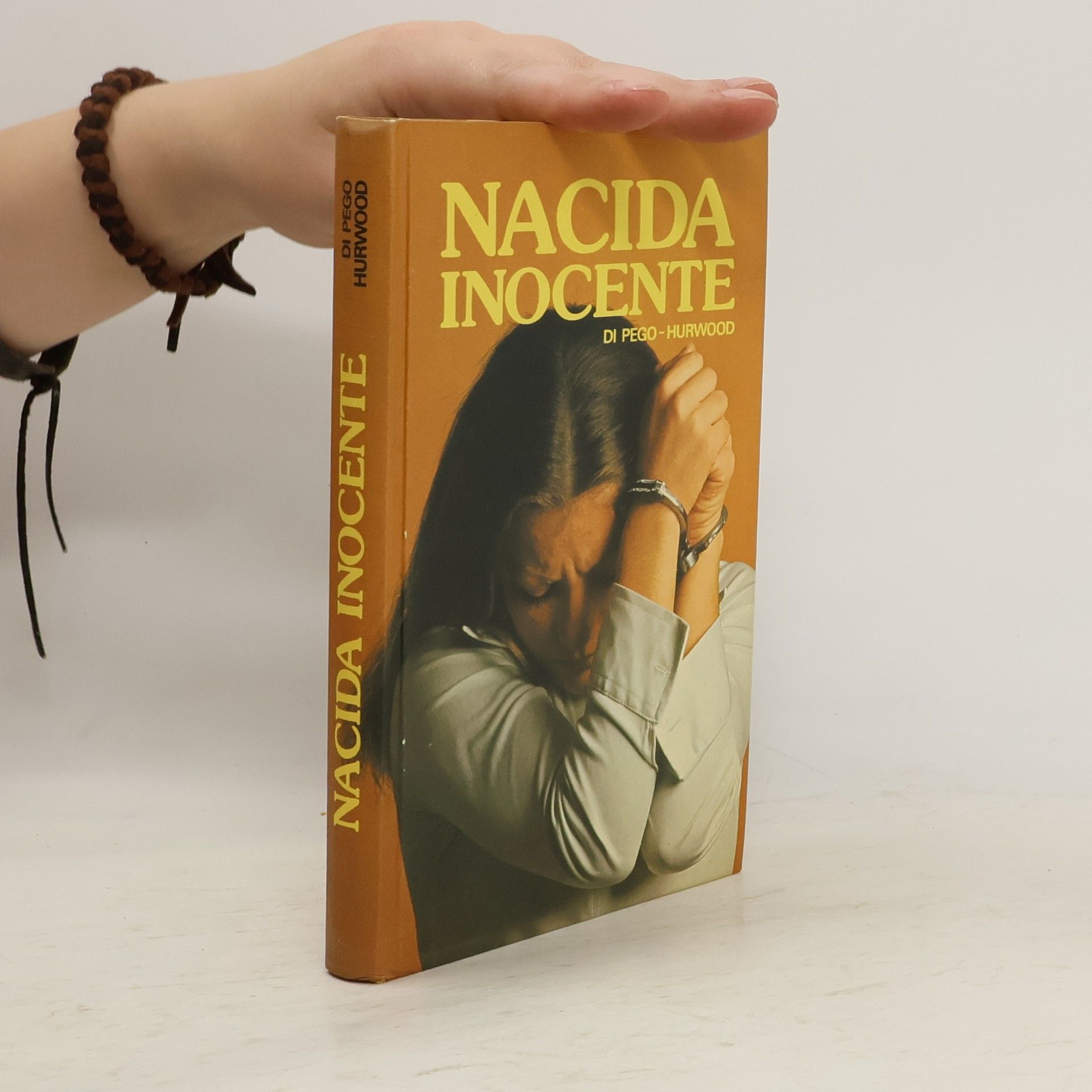Bernhardt J. Hurwood Nacida Inocente
