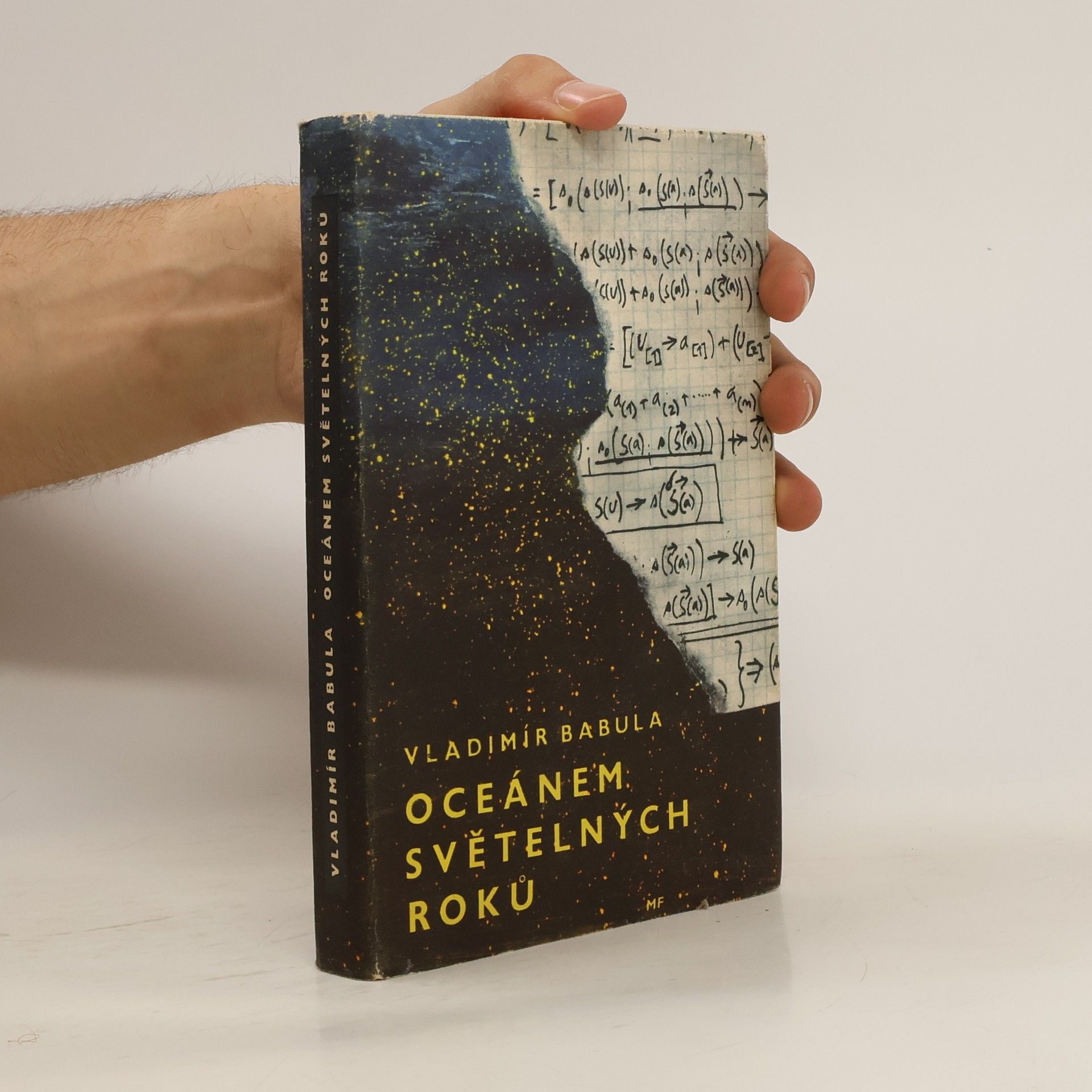 Vladimír Babula Oceánem světelných roků. Fantastická trilogie