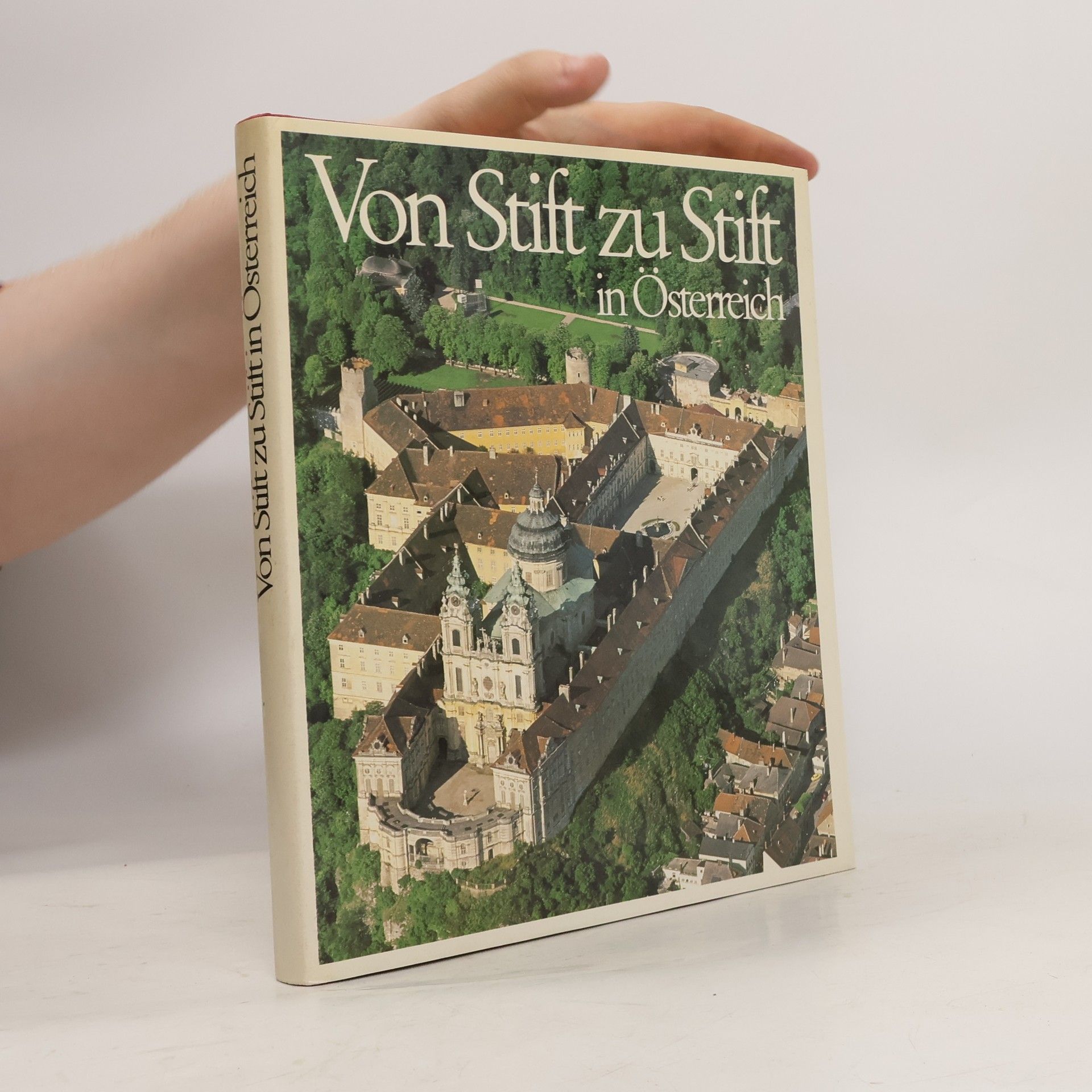 Gerhart Stenzel Von Stift zu Stift in Österreich