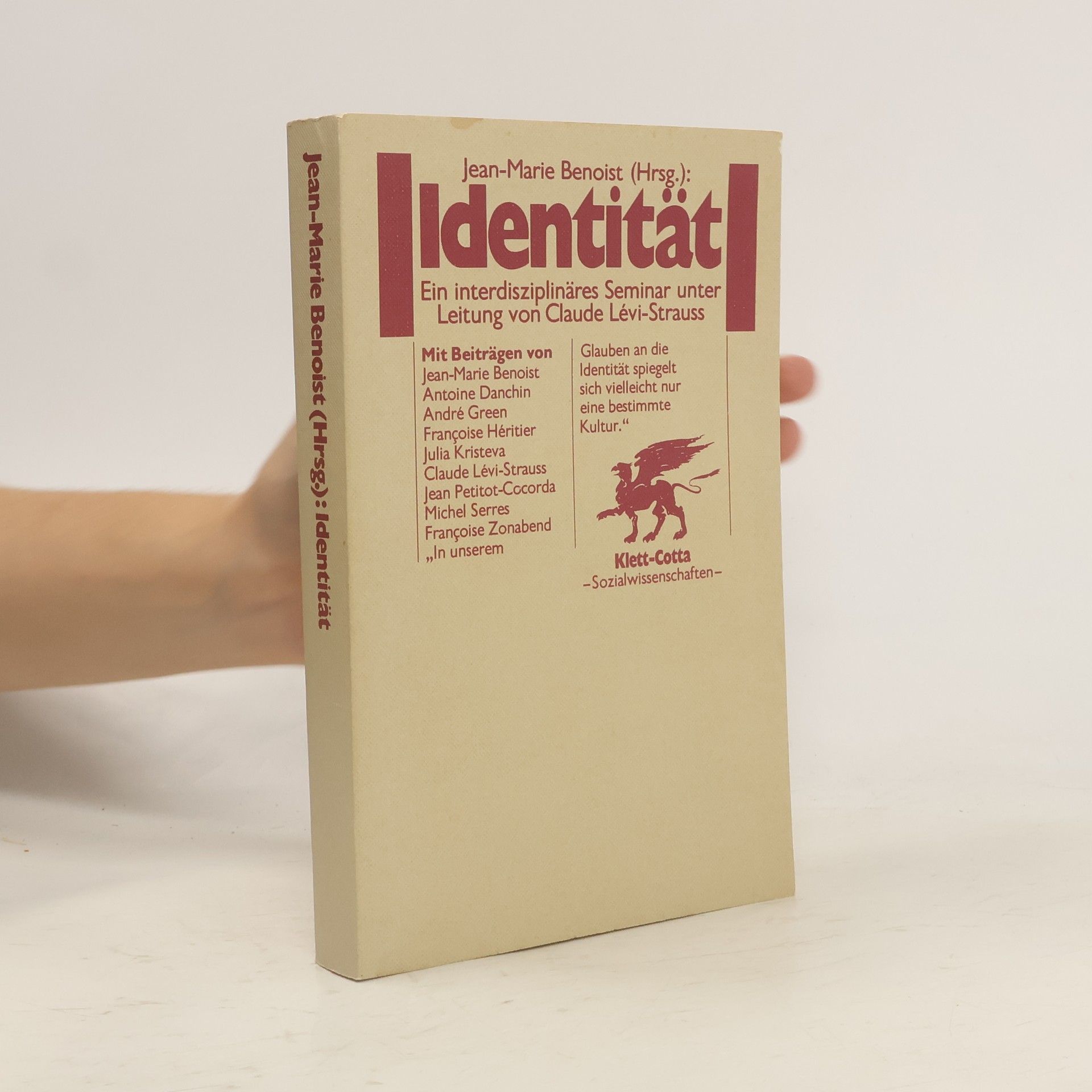Jean Marie Benoist Identität