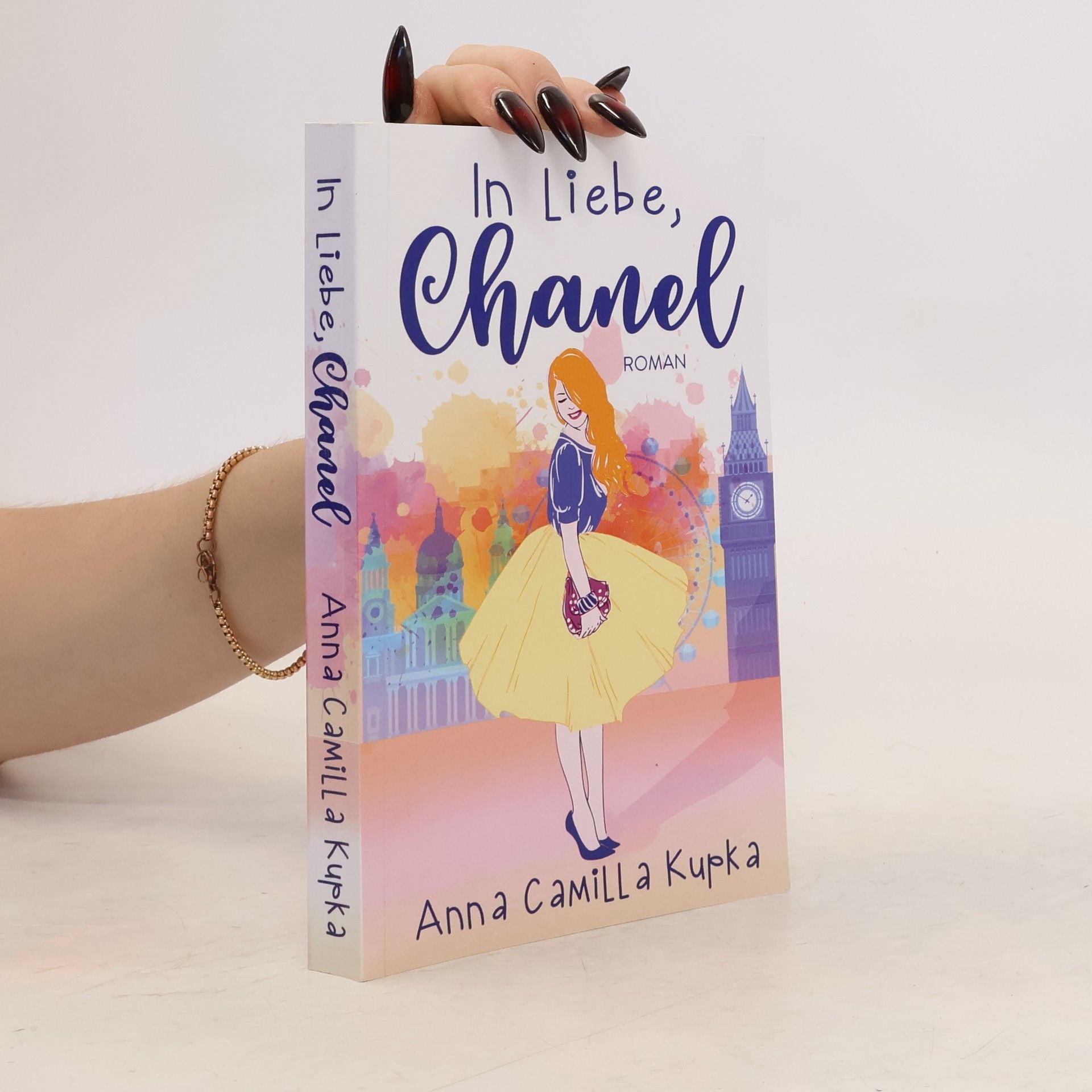 Anna Camilla Kupka In Liebe, Chanel
