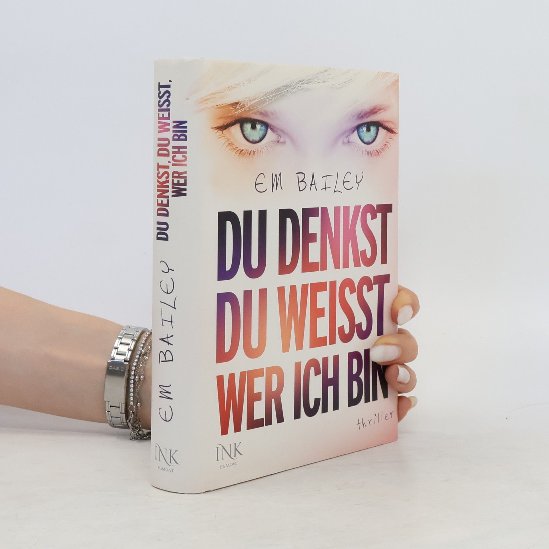 Em Bailey Du denkst, du weißt, wer ich bin