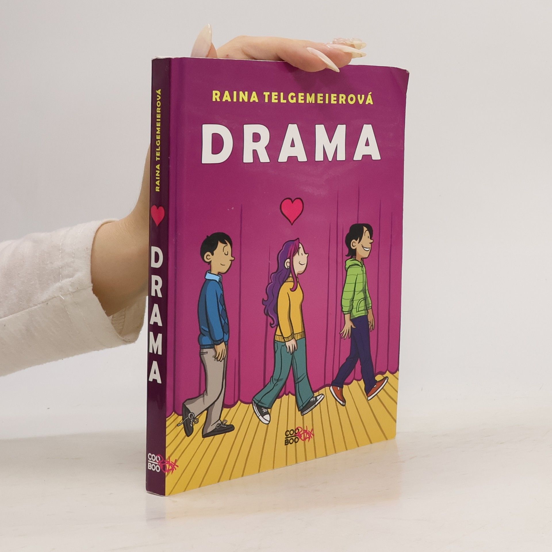 Raina Telgemeier Drama