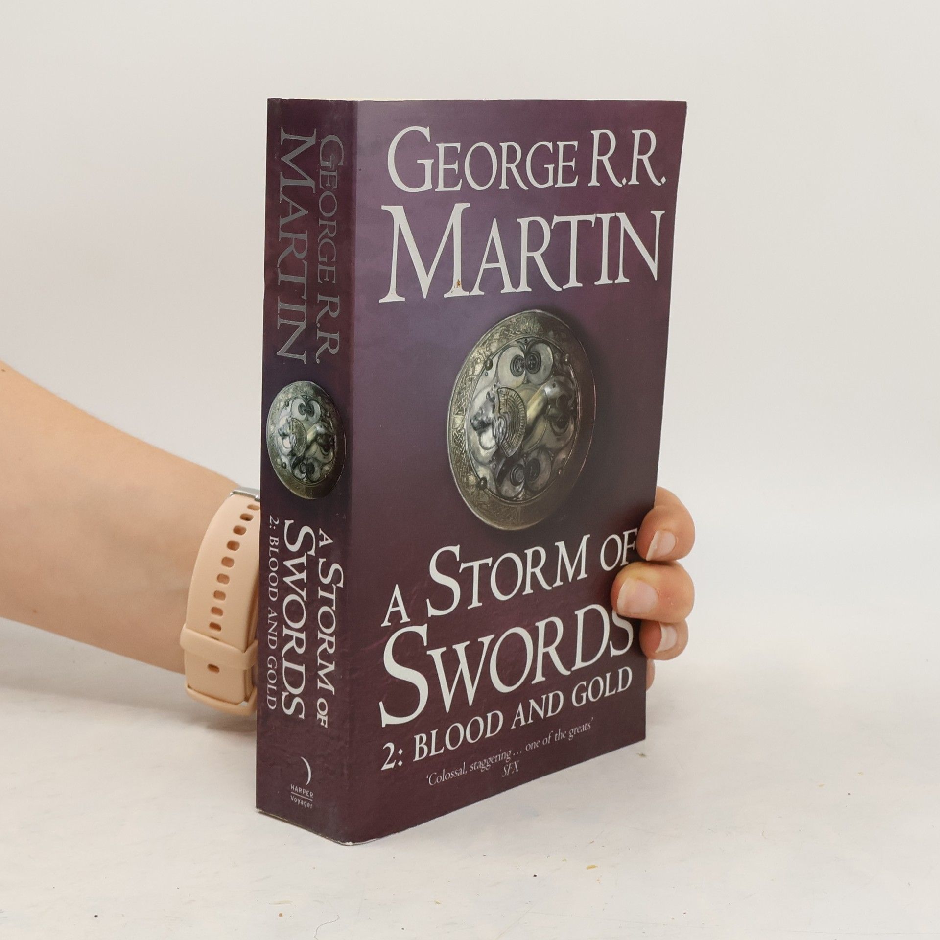 George R. R. Martin A song of ice and fire. Book three, A storm of swords. Part two, Blood and gold