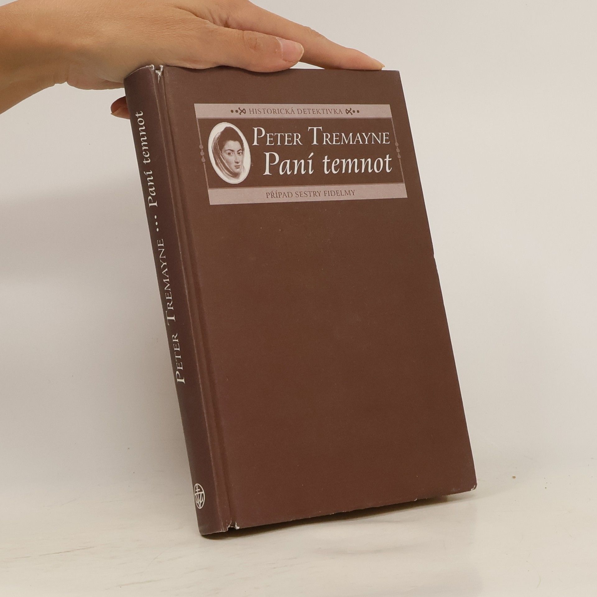 Peter Berresford Ellis Paní temnot : případ sestry Fidelmy