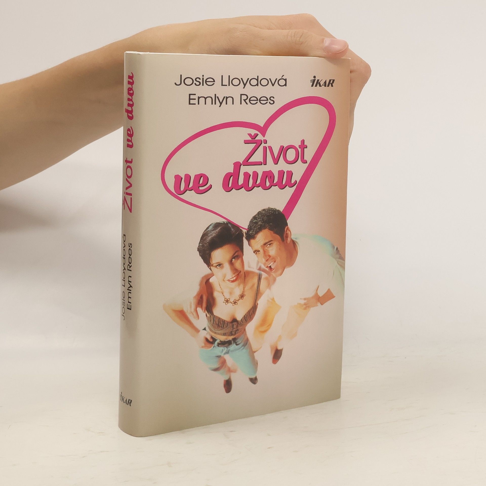 Josie Lloyd Život ve dvou