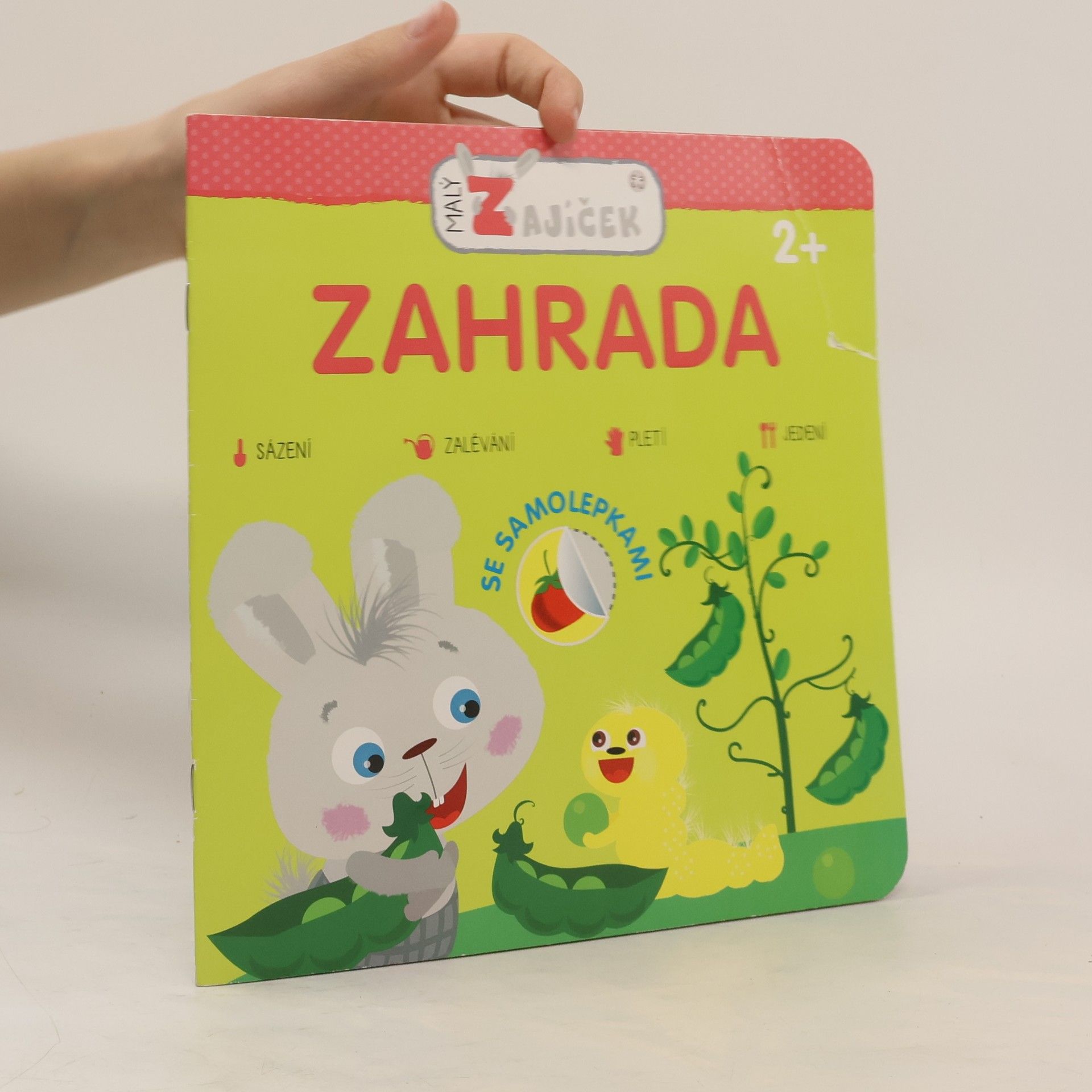 kolektiv Malý zajíček Zahrada - sešit se samolepkami