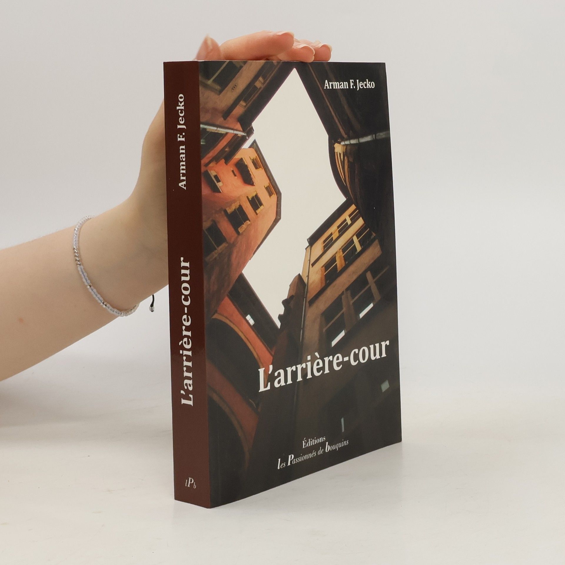 Arman F Jecko L'arrière-cour