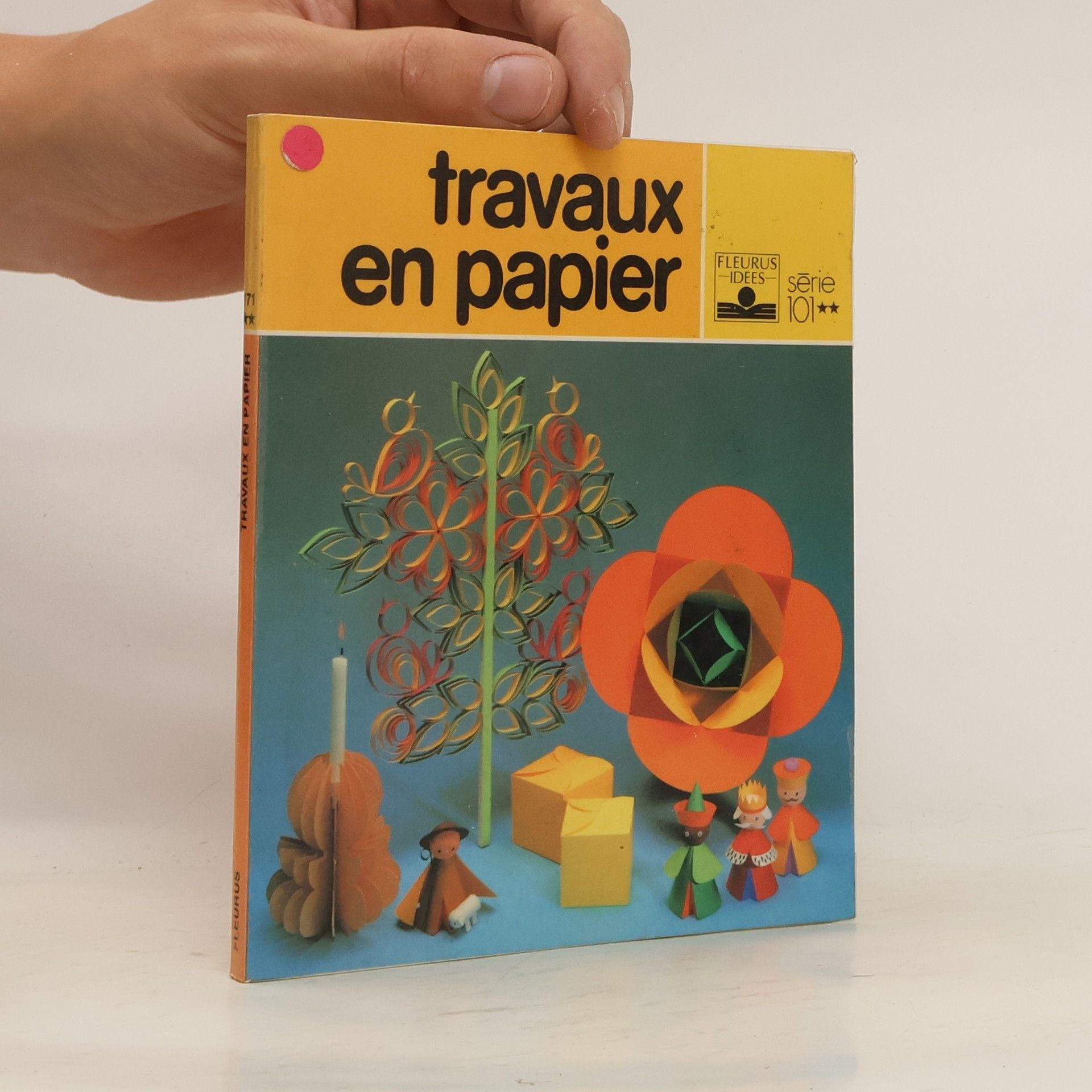 Travaux en papier