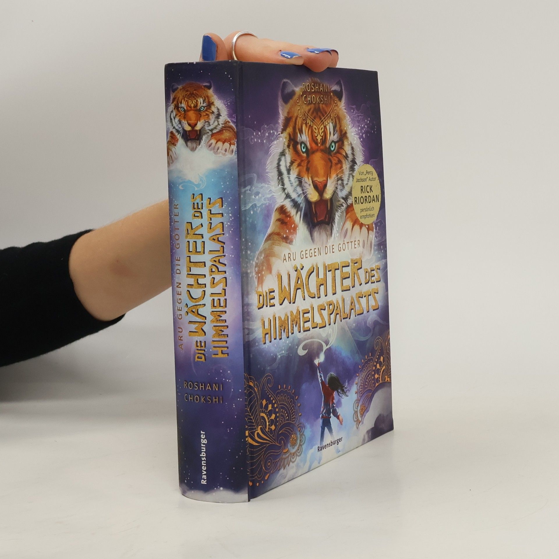 Roshani Chokshi Aru gegen die Götter, Band 1: Die Wächter des Himmelspalasts (Rick Riordan Presents)