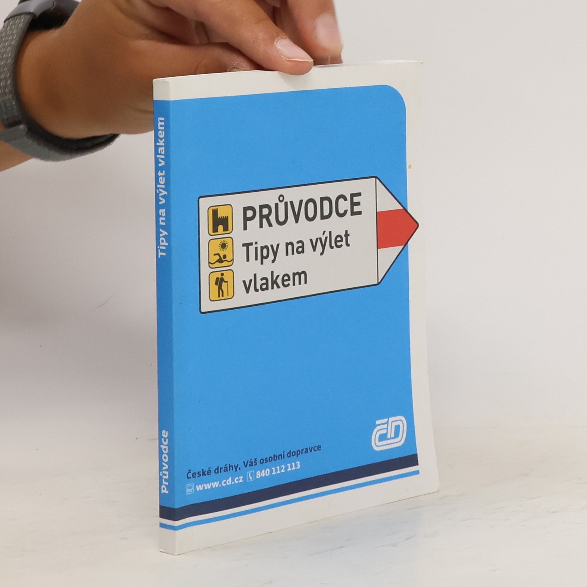 Kolektív autorov Průvodce. Tipy na výlet vlakem