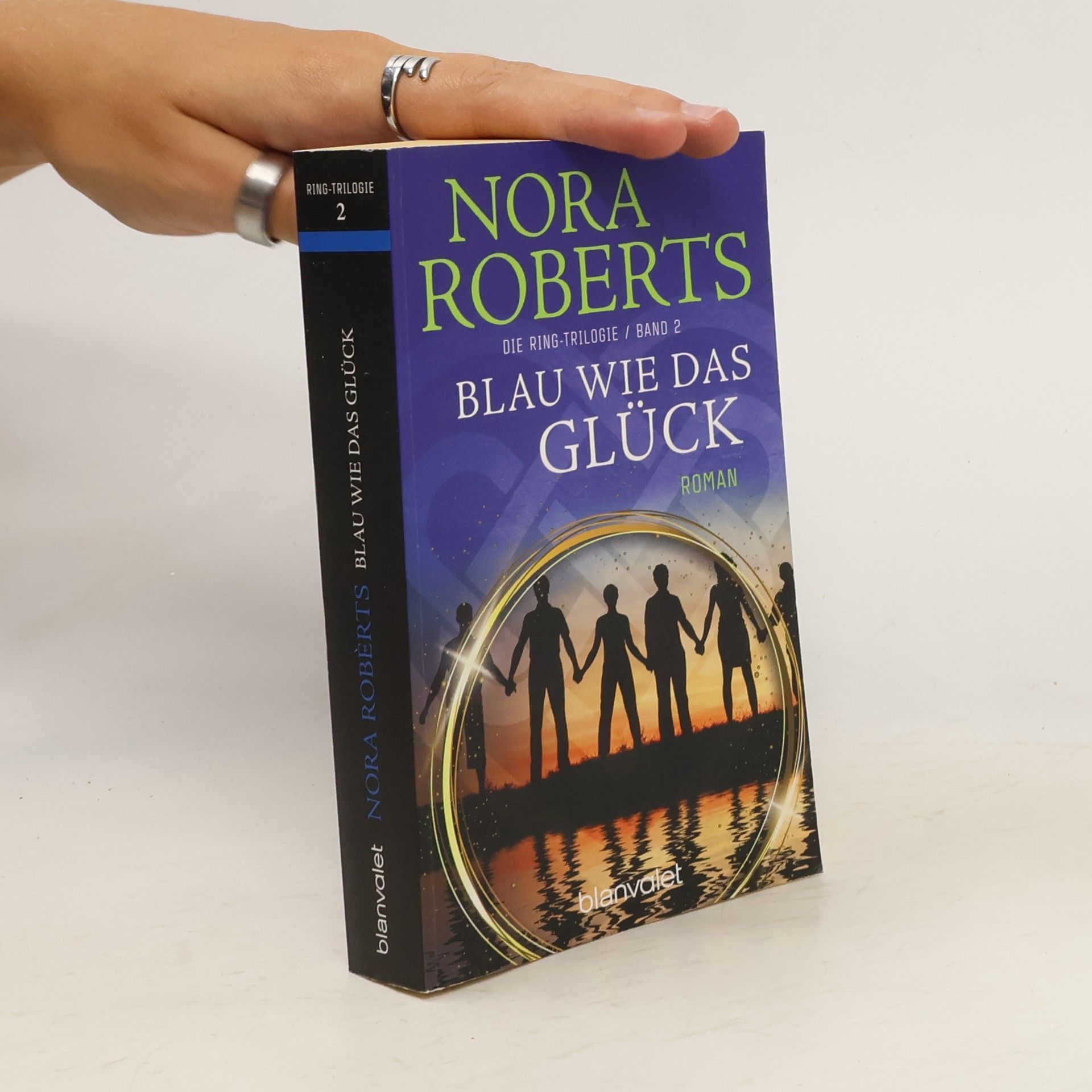 Nora Roberts Blau wie das Glück. Band 2