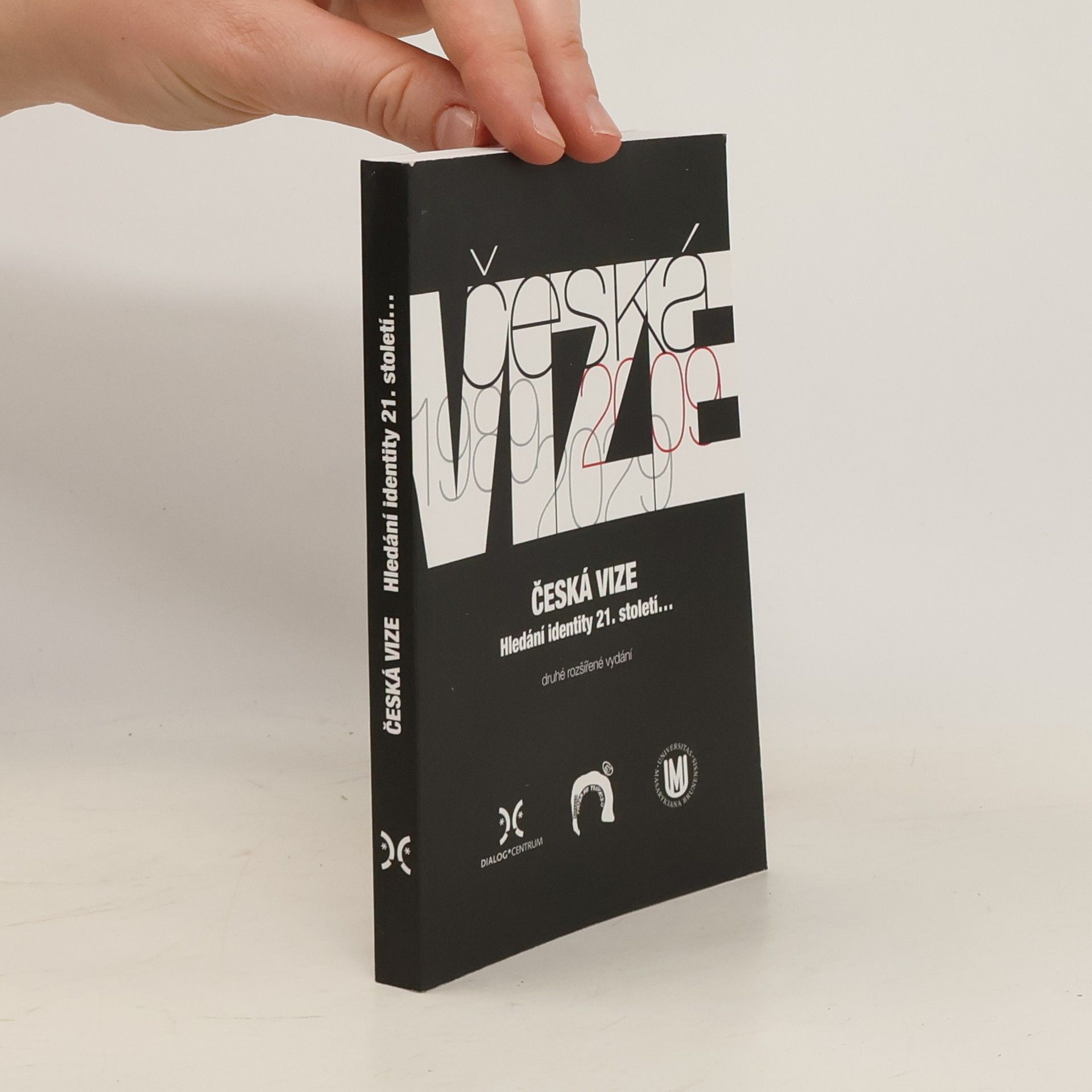 Kolektiv autorů Česká vize. Hledání identity 21. století...