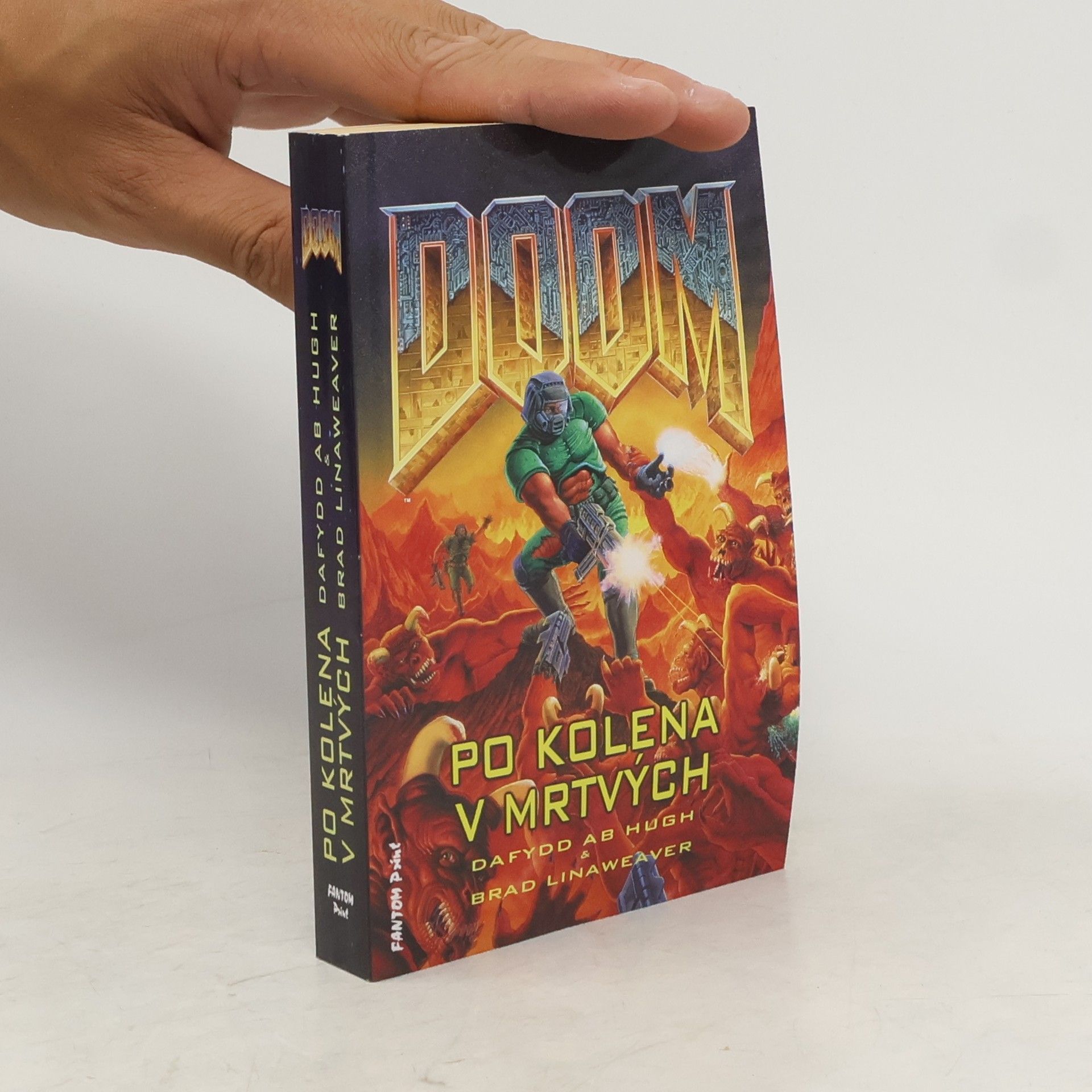 Dafydd Ab Hugh DOOM. Po kolena v mrtvých