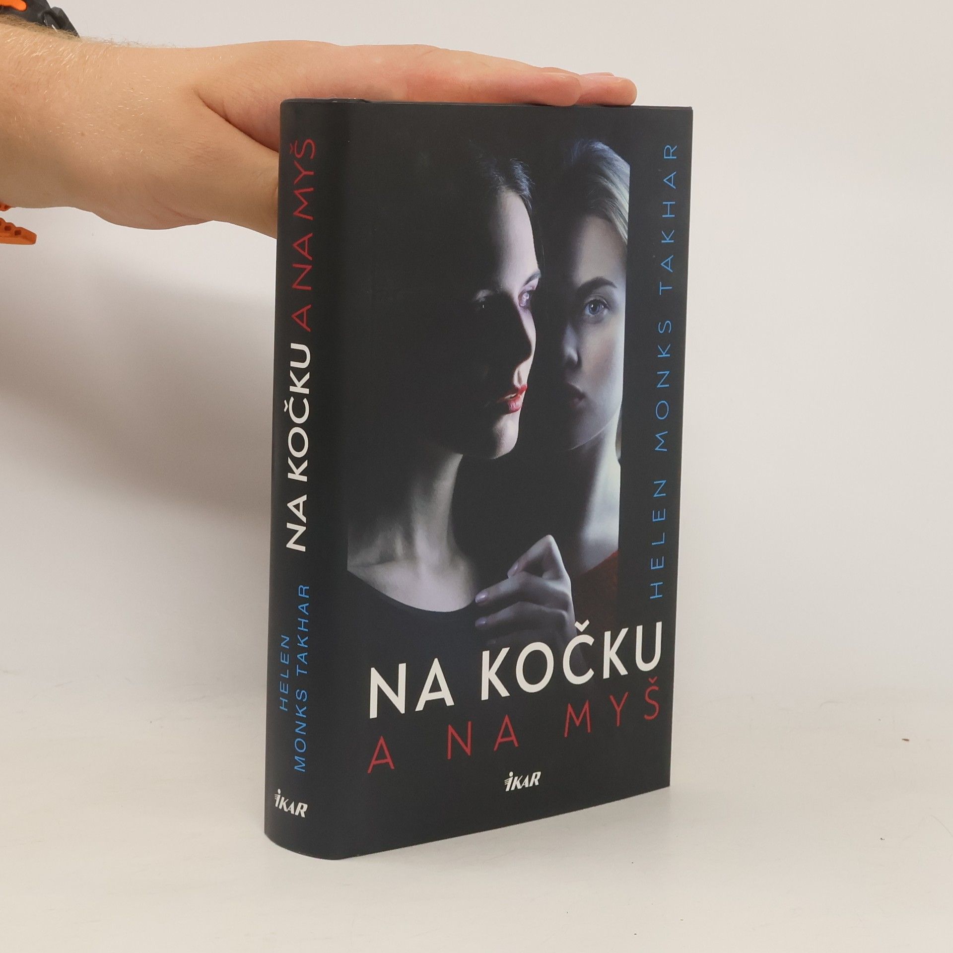 Helen Monks Takhar Na kočku a na myš