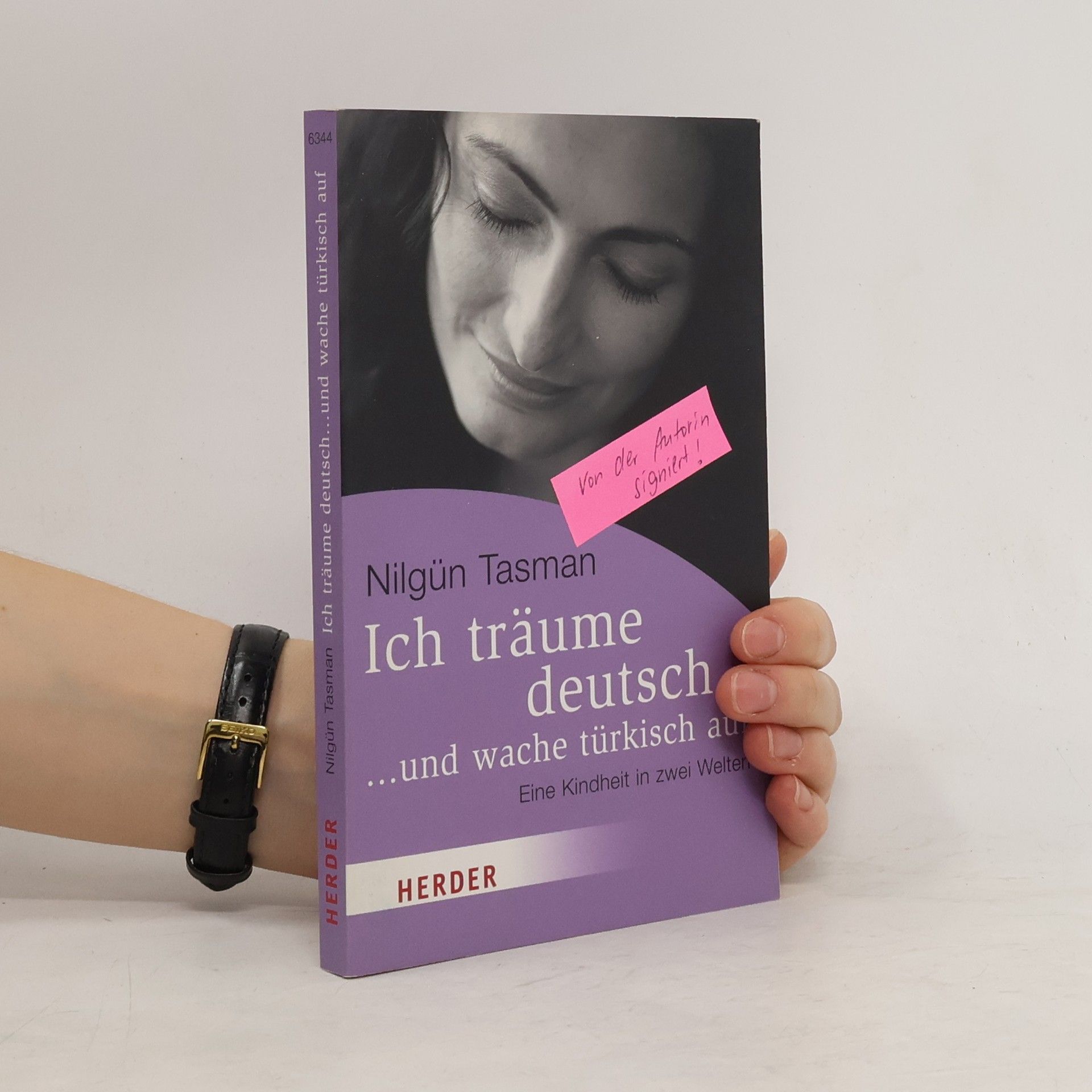 Nilgün Taşman Ich träume deutsch ... und wache türkisch auf