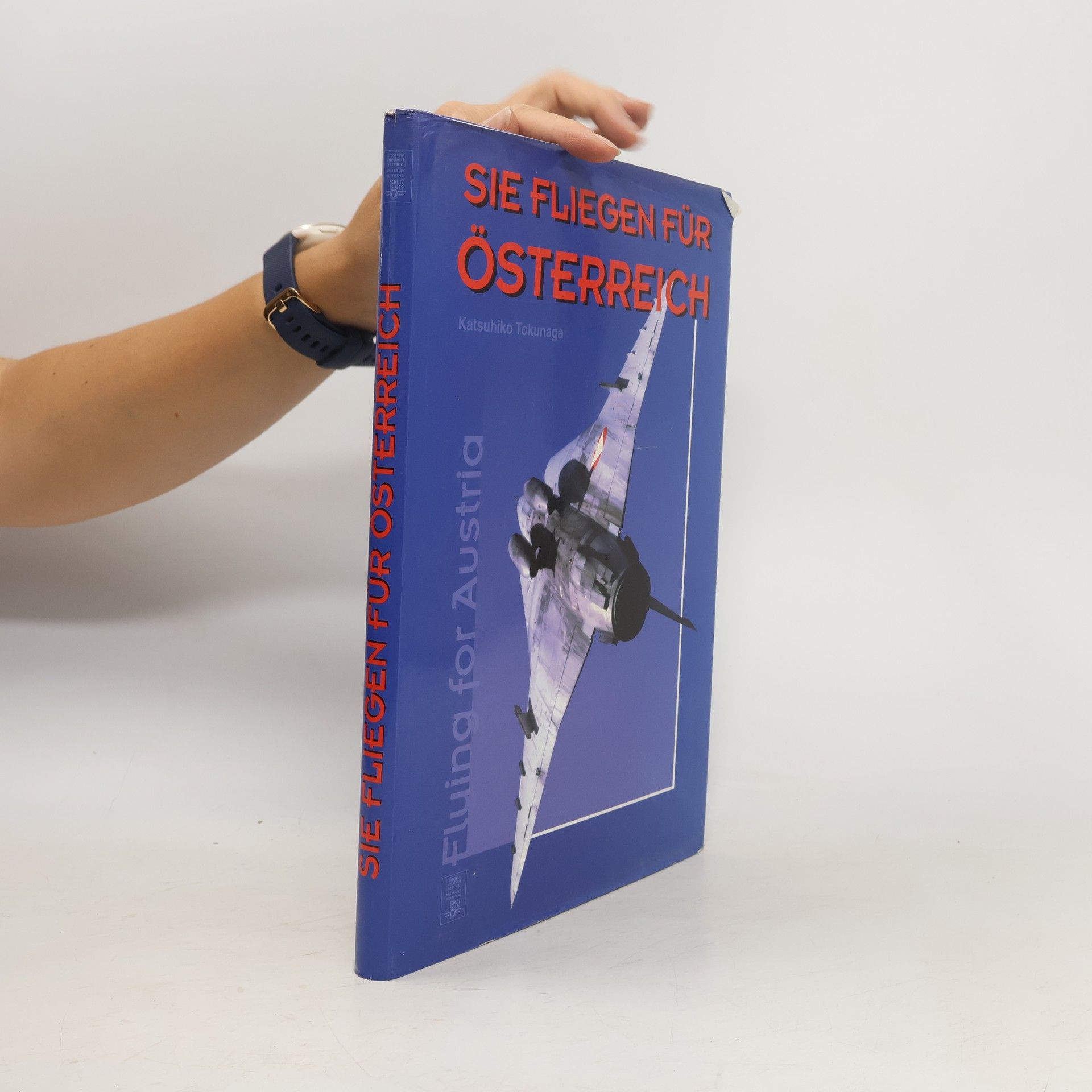 Katsuhiko Tokunaga Sie fliegen für Österreich