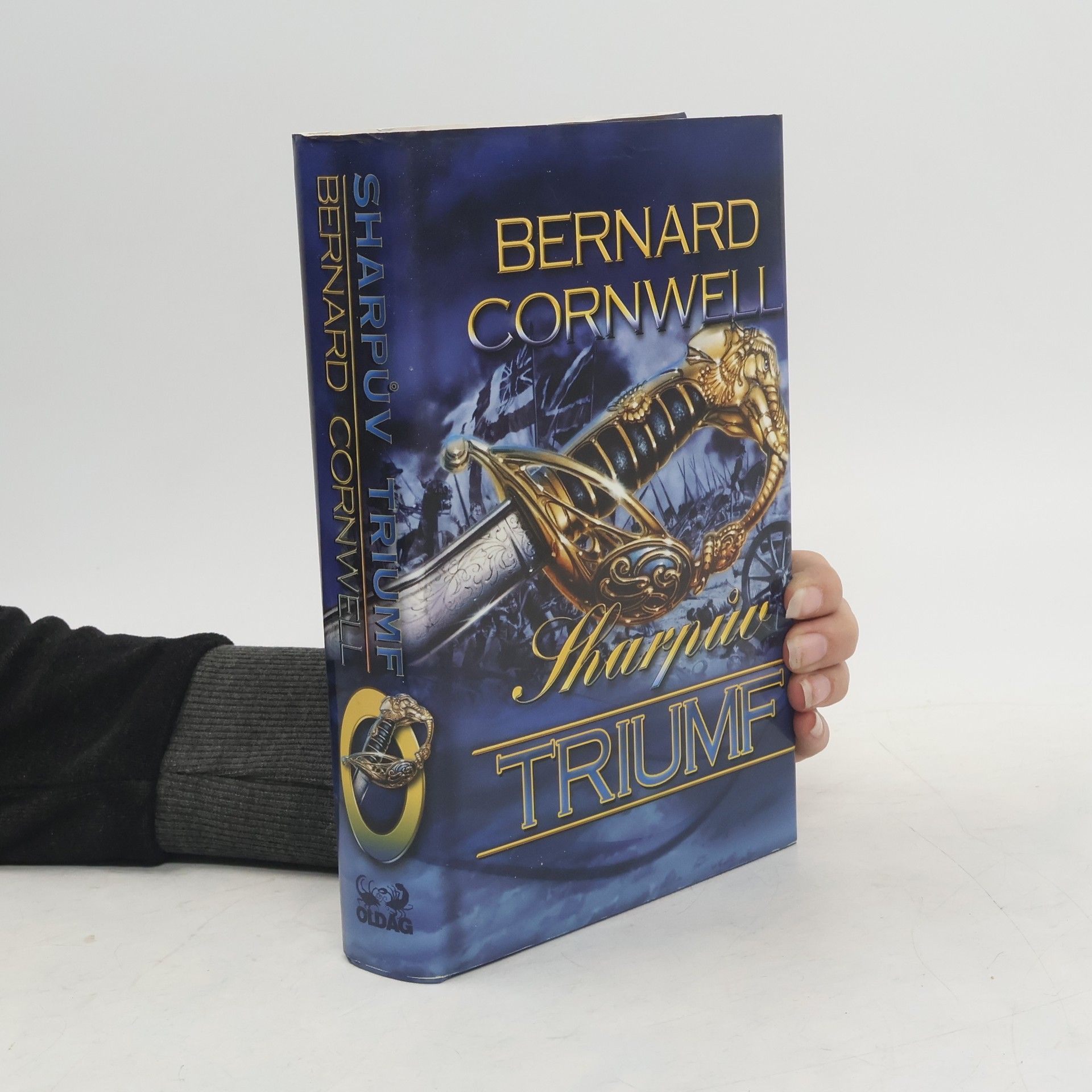 Bernard Cornwell Sharpův triumf