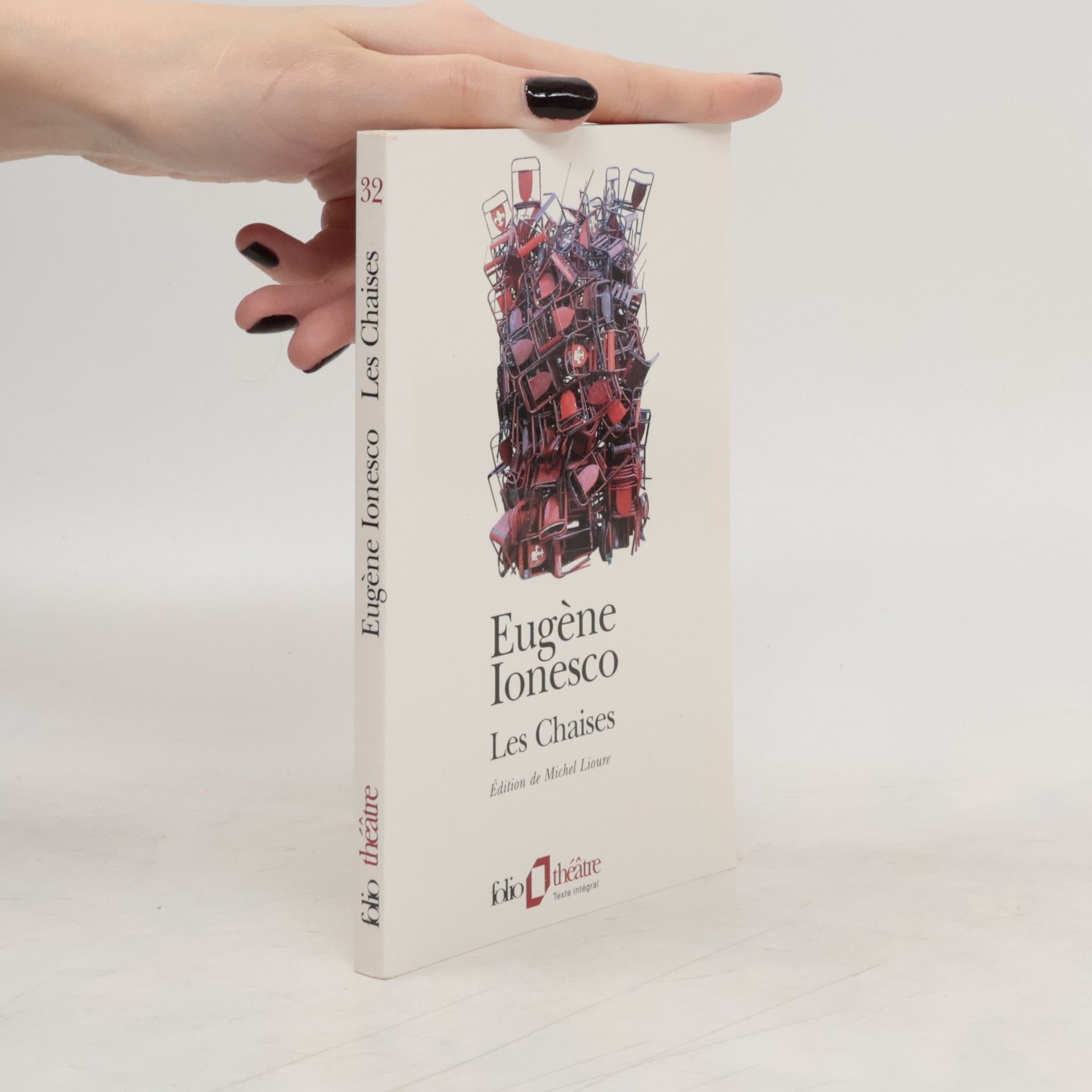 Eugéne Ionesco Chaises