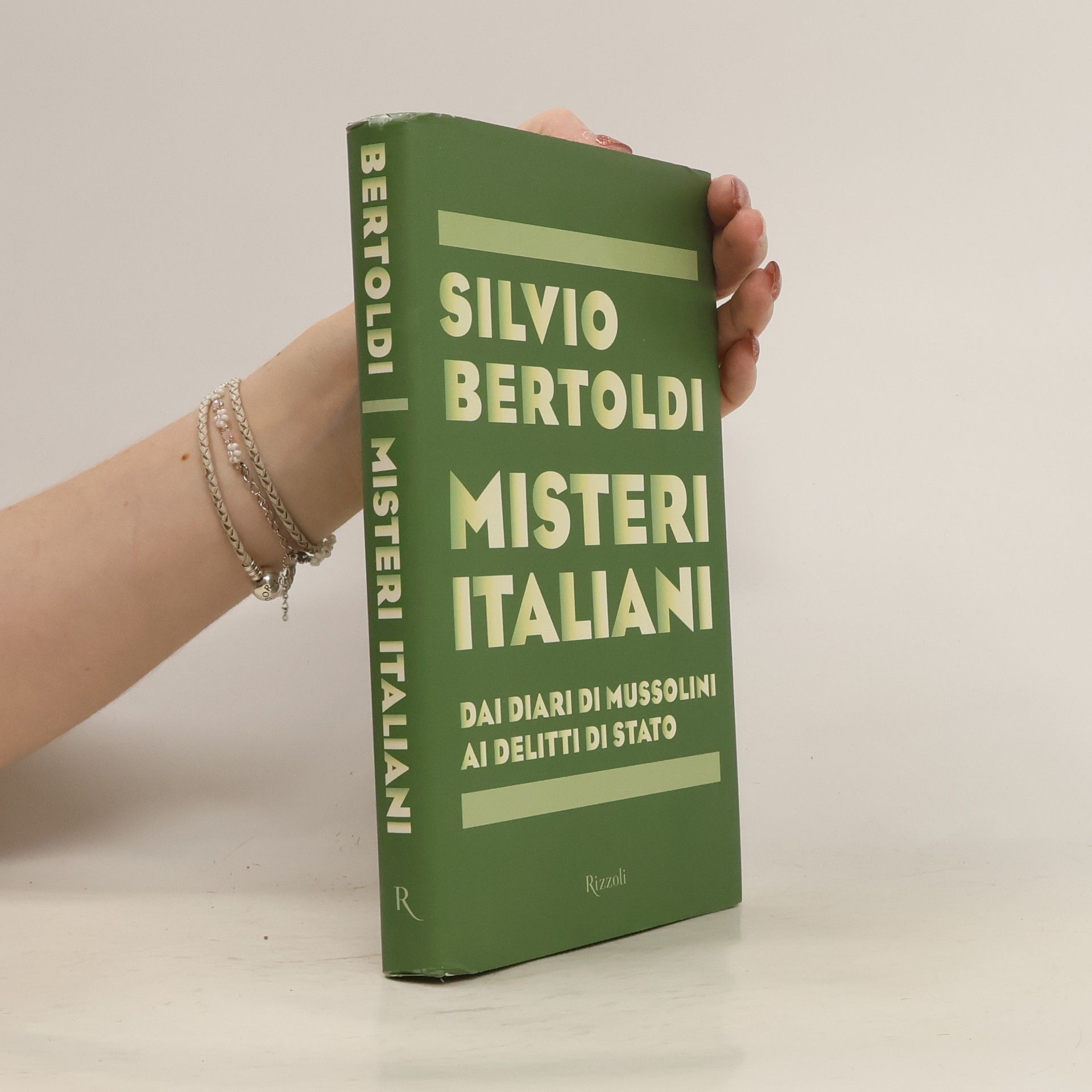 Silvio Bertoldi Misteri italiani