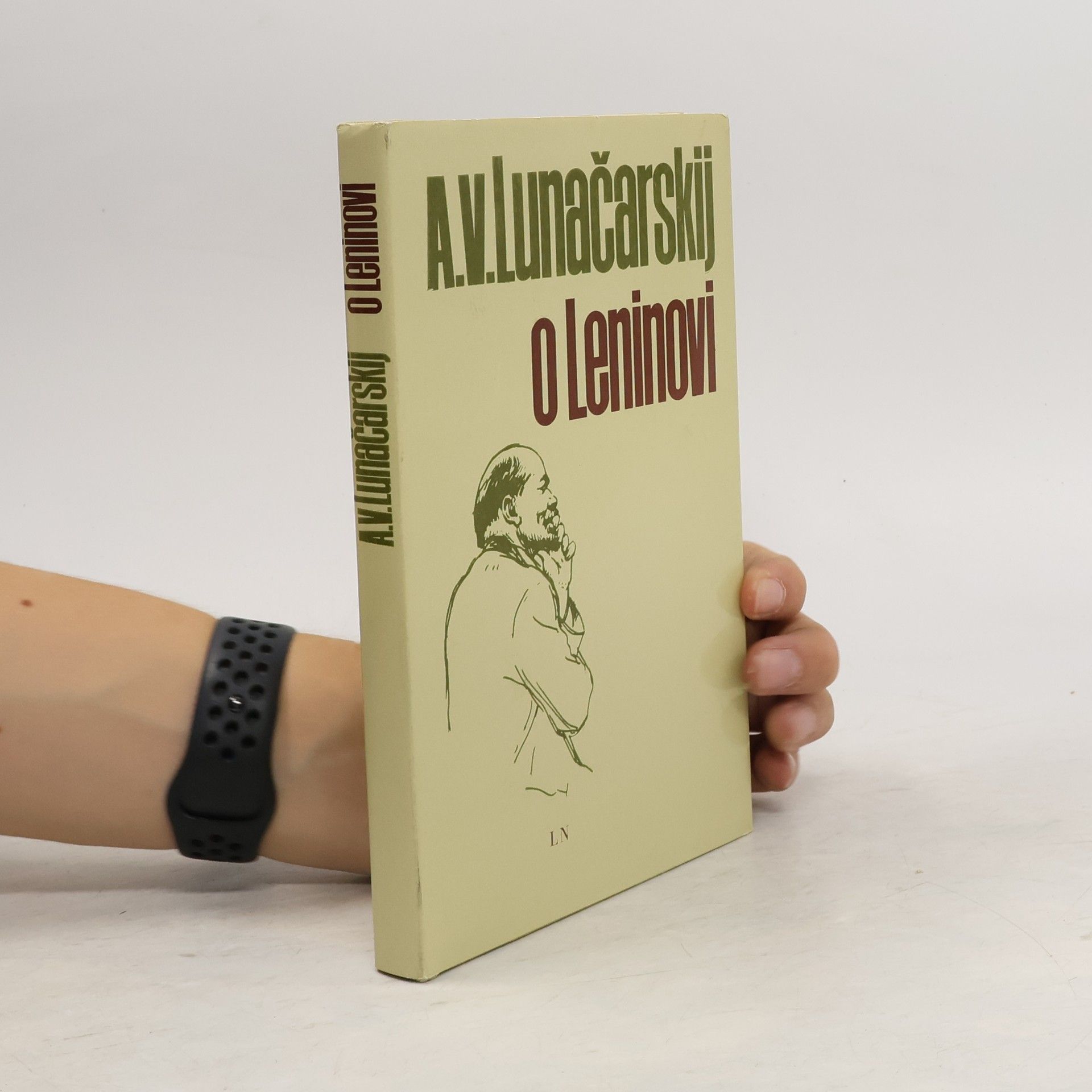 A. V. Lunačarskij O Leninovi