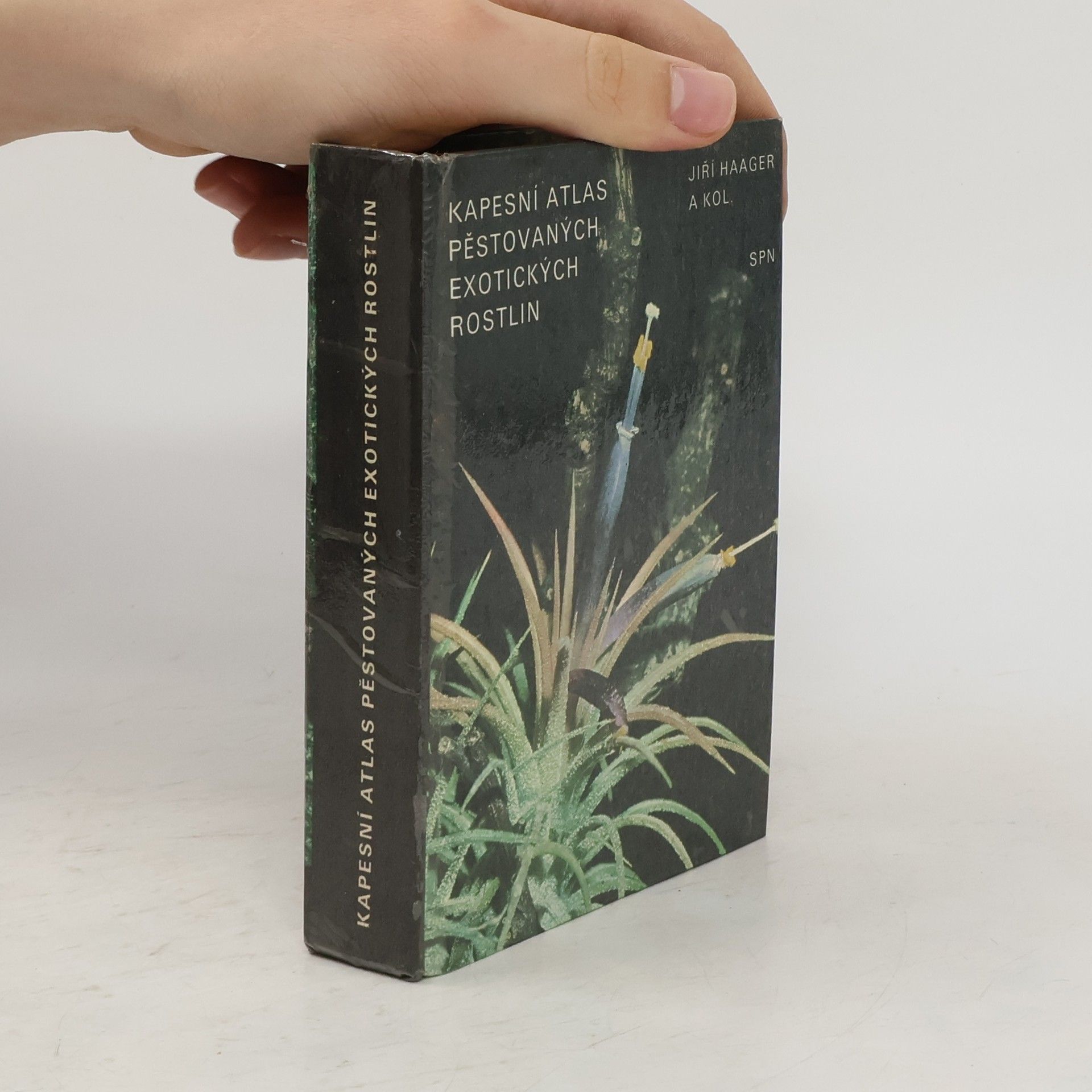 Jiří R. Haager Kapesní atlas pěstovaných exotických rostlin