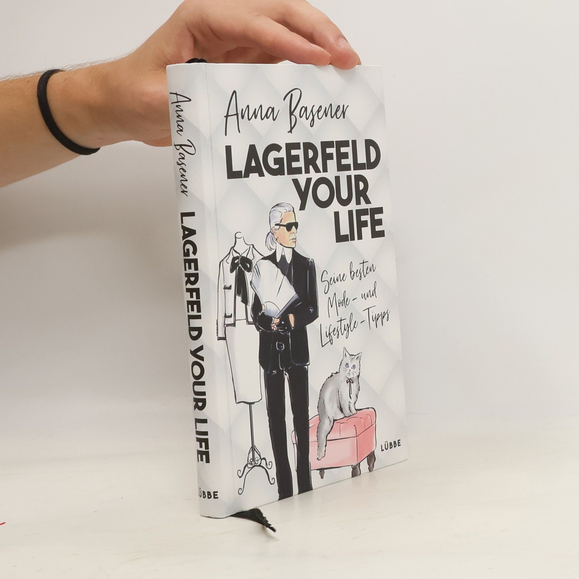 Anna Basener Lagerfeld your life