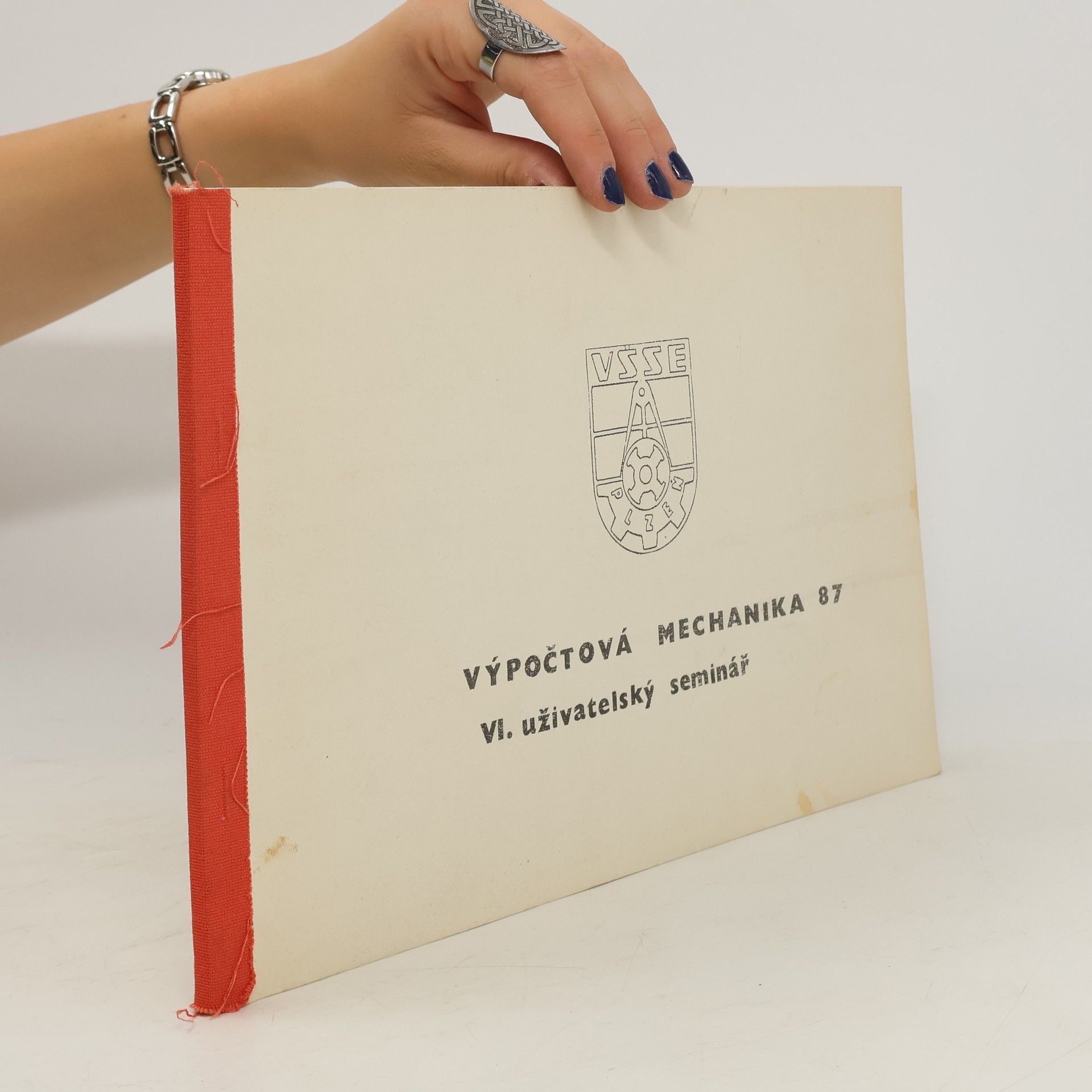 Autorenkollektiv Výpočtová mechanika 87. Vl. uživatelský seminář