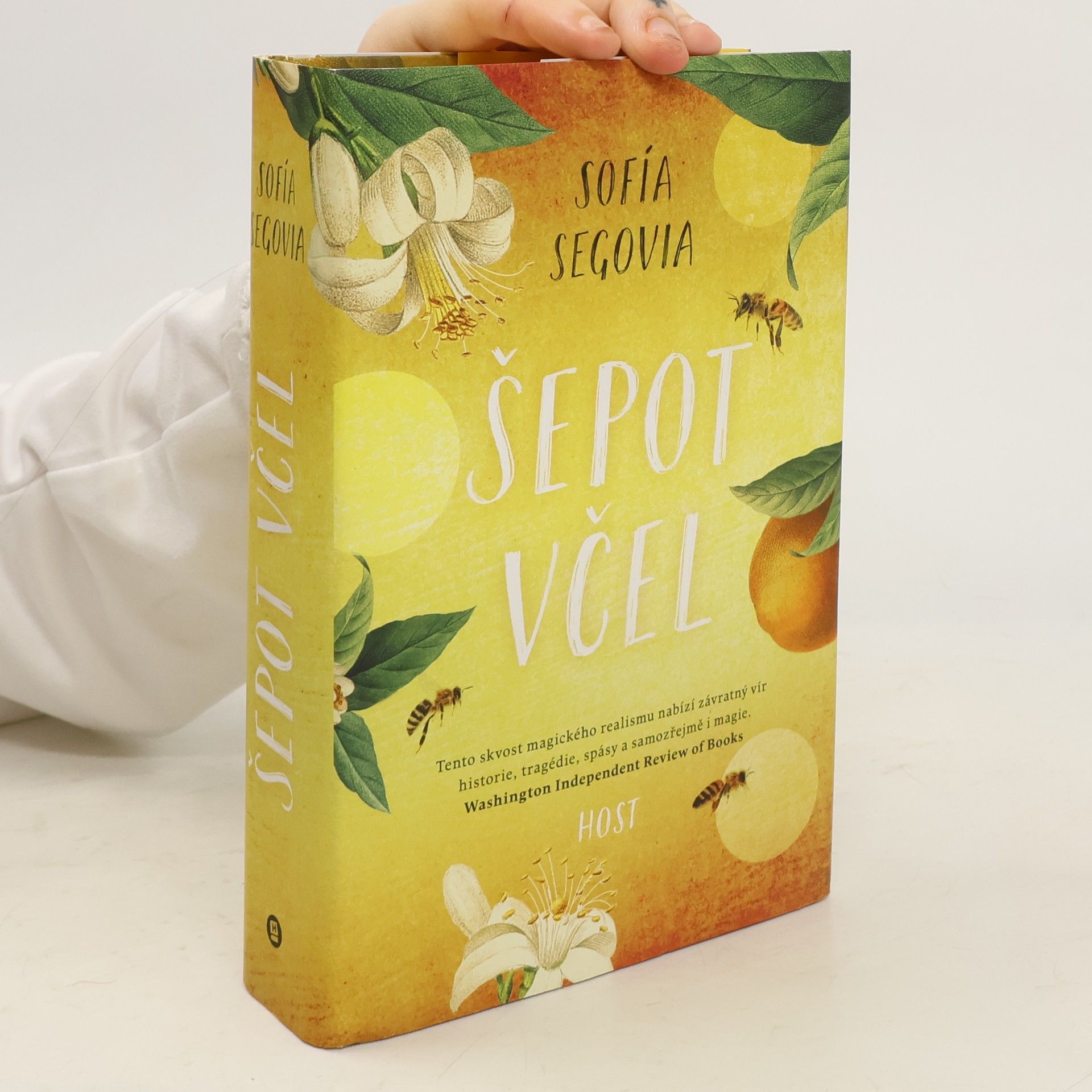 Sofía Segovia Šepot včel