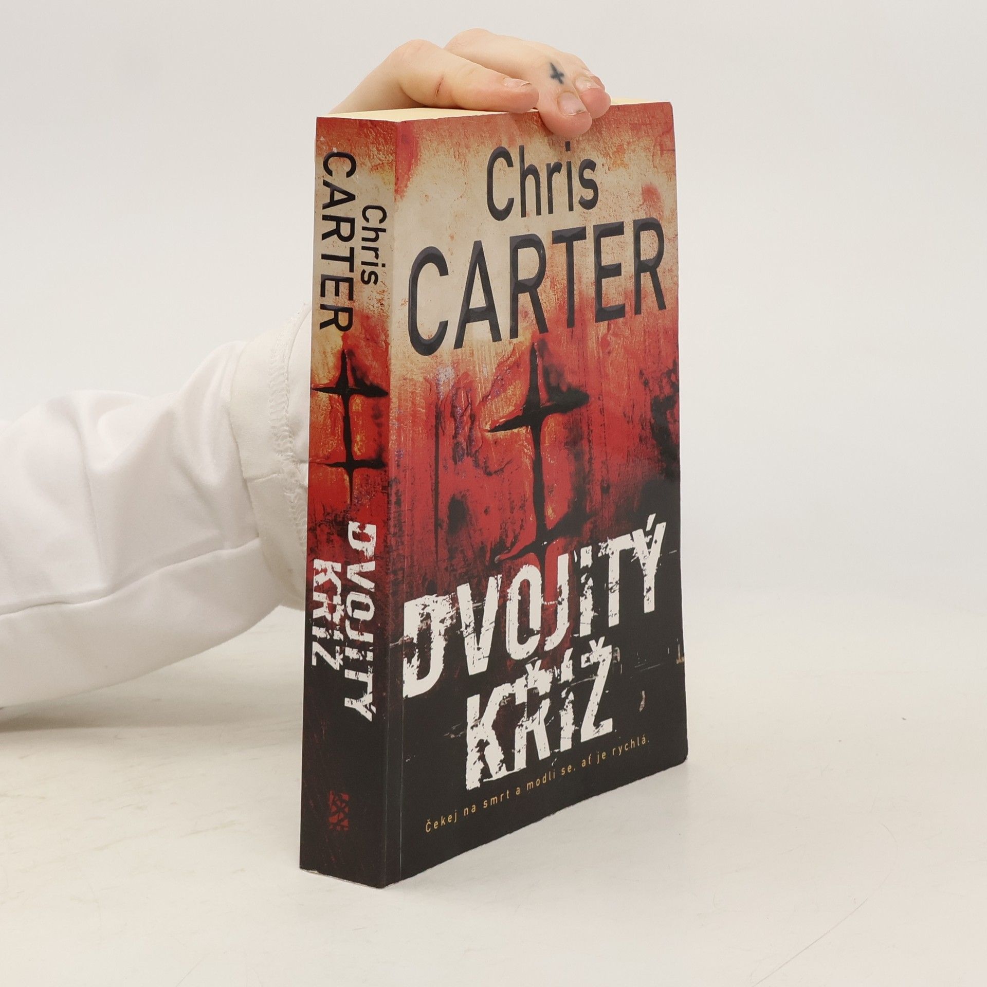 Chris Carter Dvojitý kříž