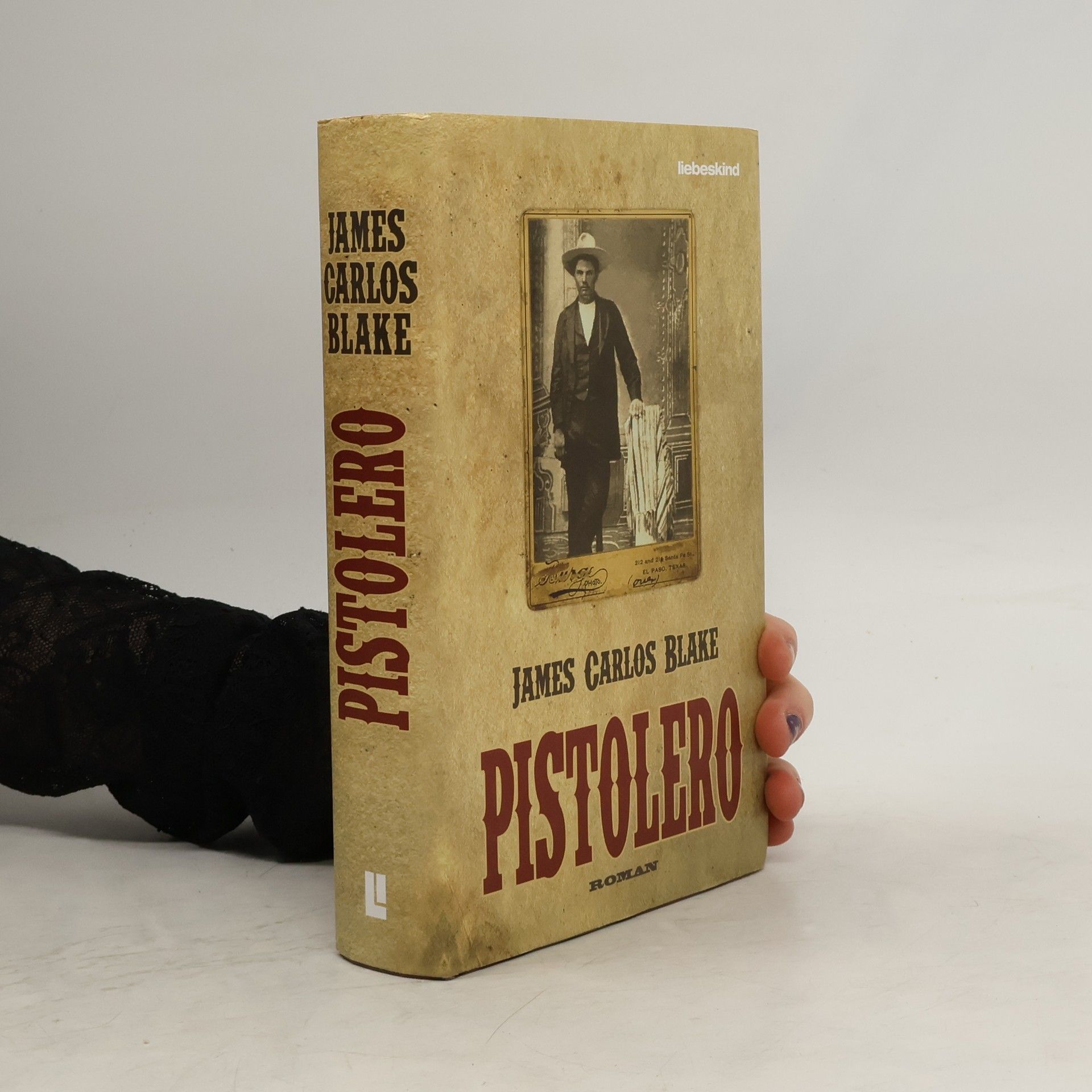 James Carlos Blake Pistolero