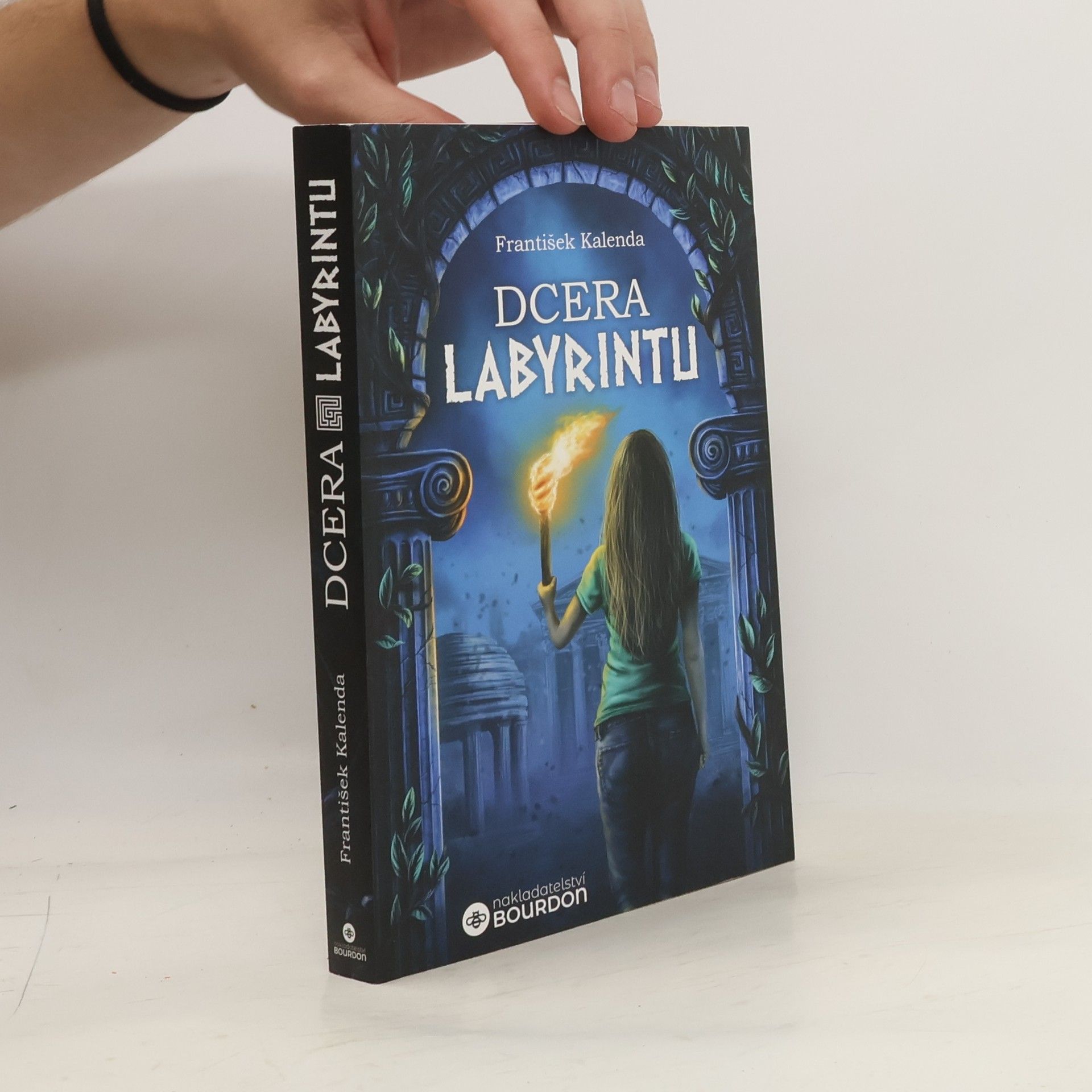 František Kalenda Dcera labyrintu