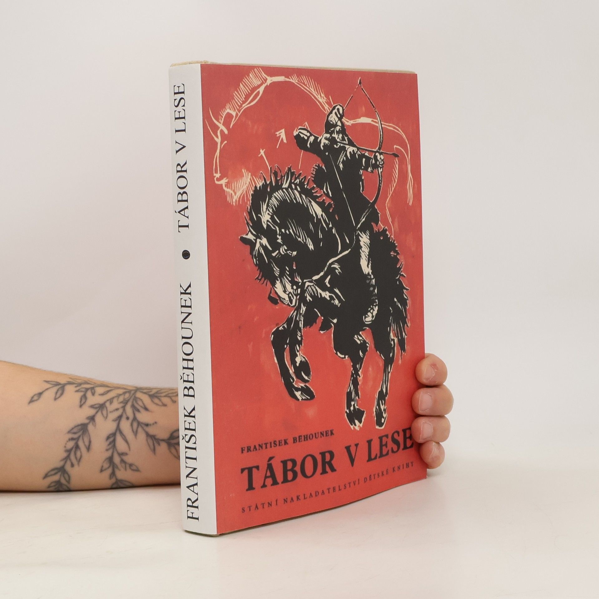 František Běhounek Tábor v lese