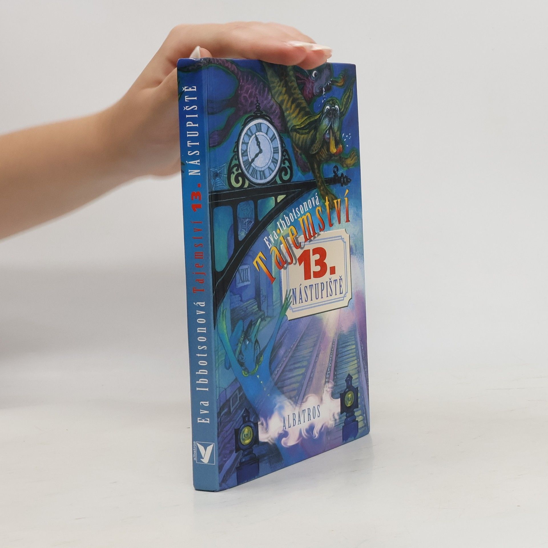 Eva Ibbotson Tajemství 13. nástupiště