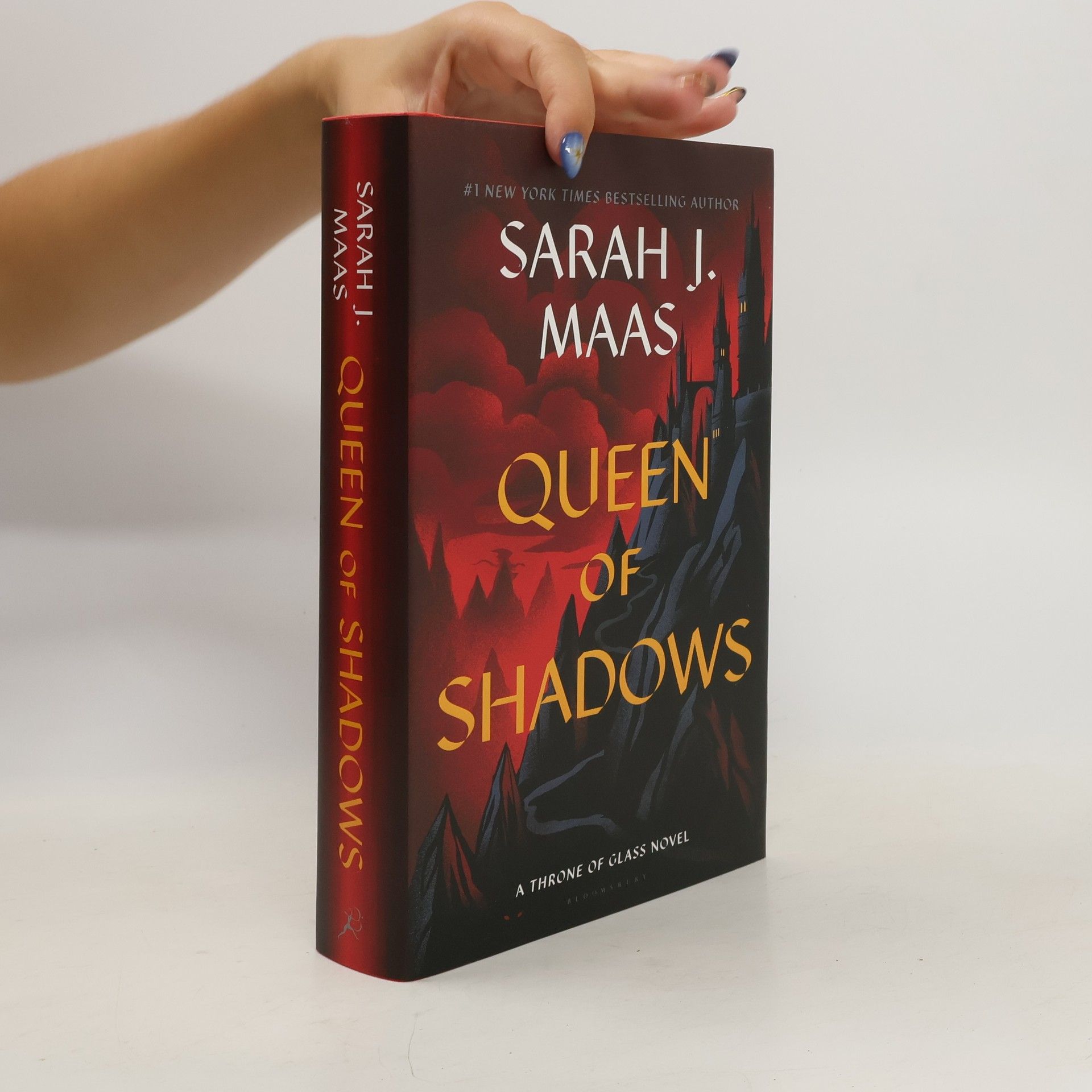 Sarah J. Maas Queen of Shadows
