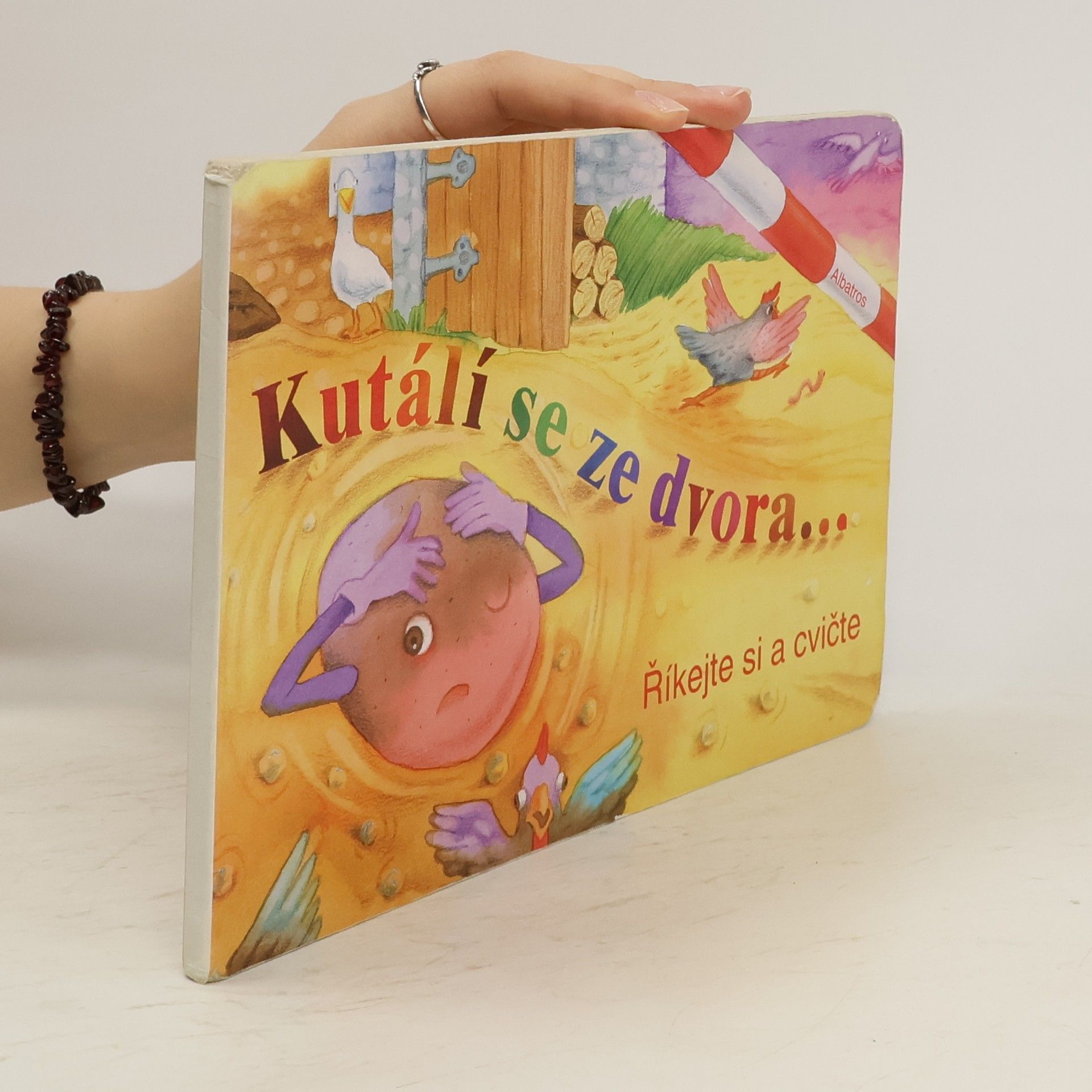 Darina Krygiel Kutálí se ze dvora...říkejte si a cvičte