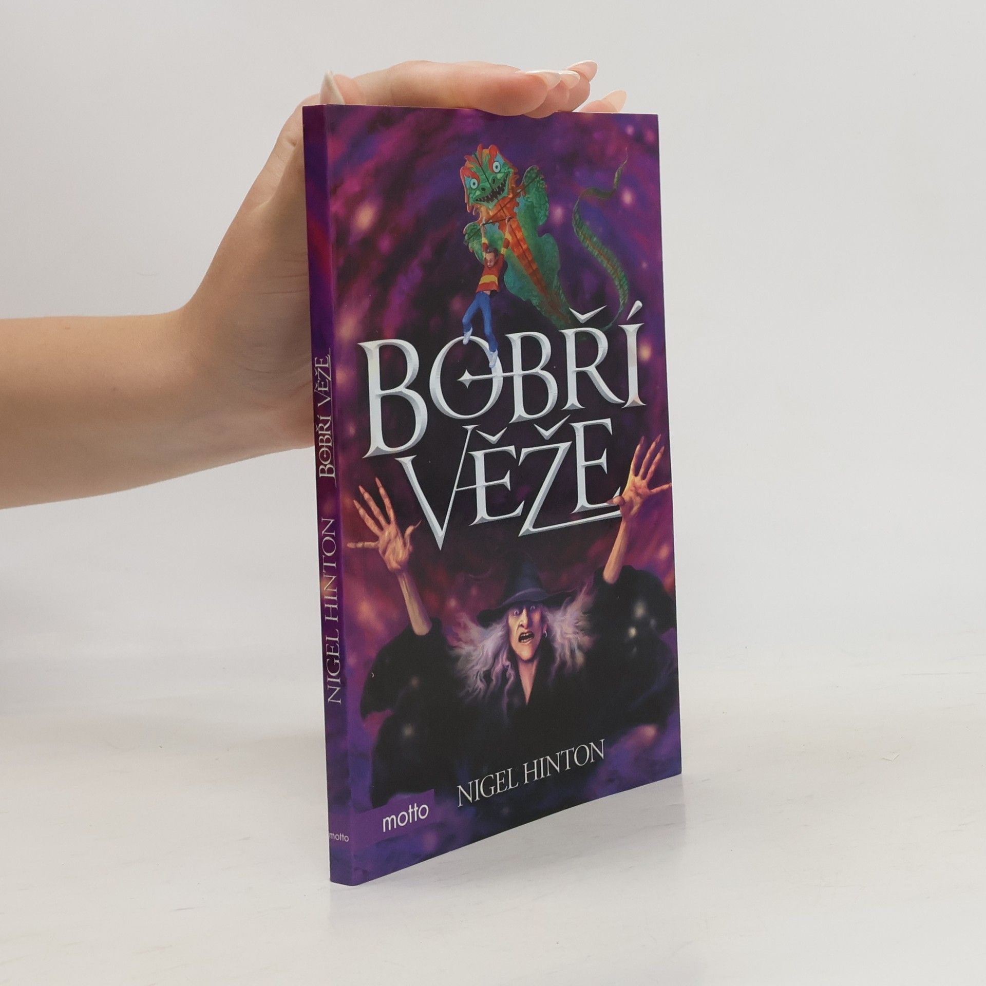 Nigel Hinton Bobří věže