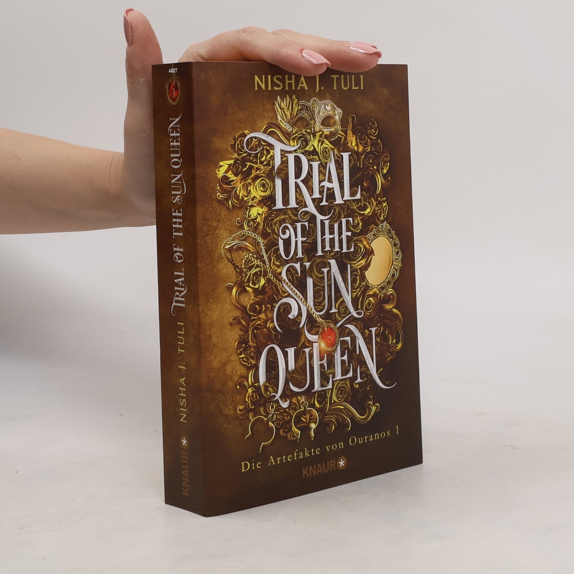 Tuli Nisha J. Trial of the Sun Queen