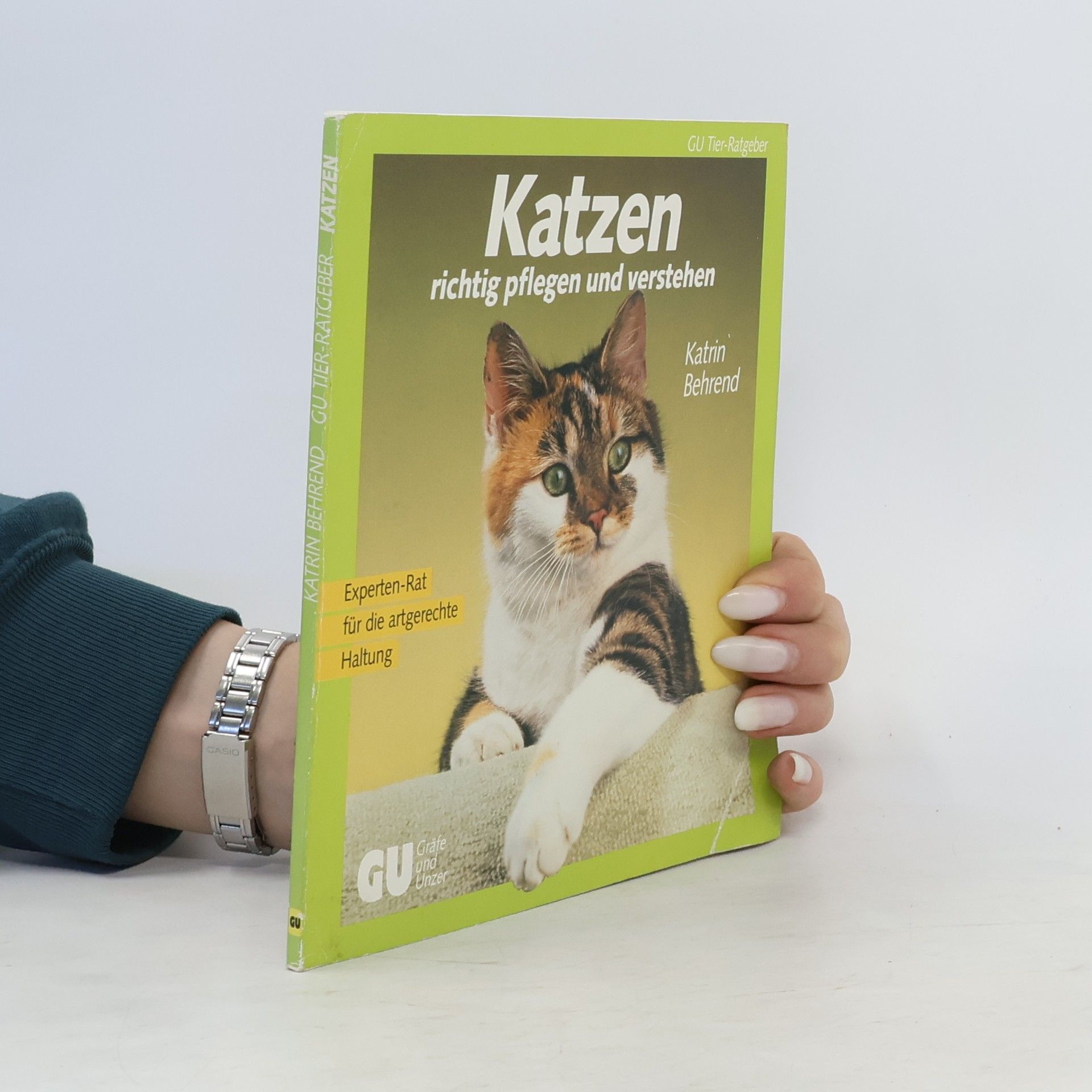 Katrin Behrend Katzen richtig pflegenund verstehen