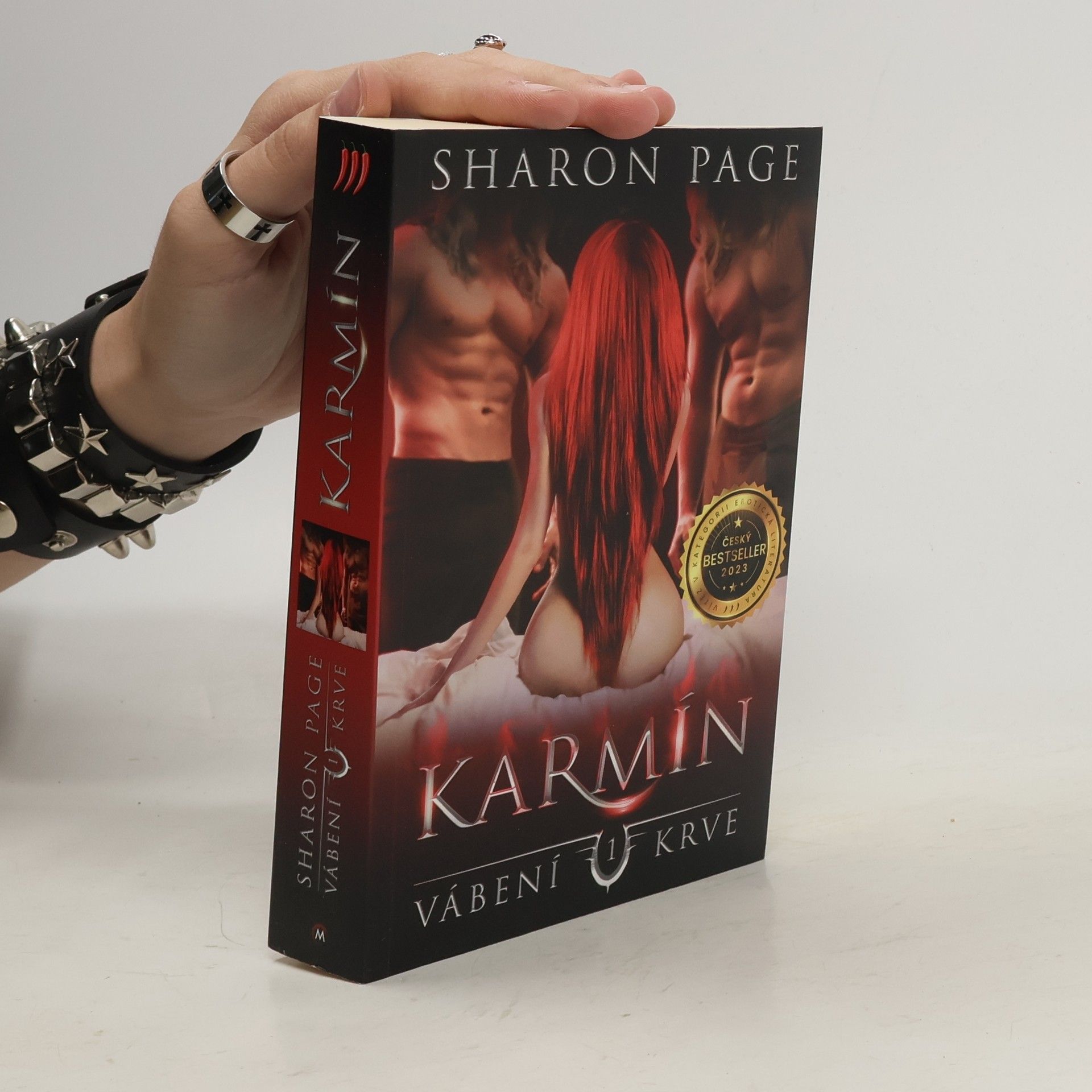 Sharon Page Karmín