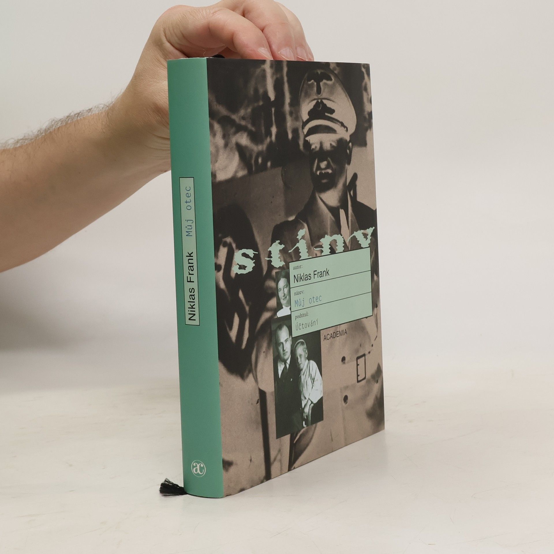 Niklas Frank Můj otec : účtování