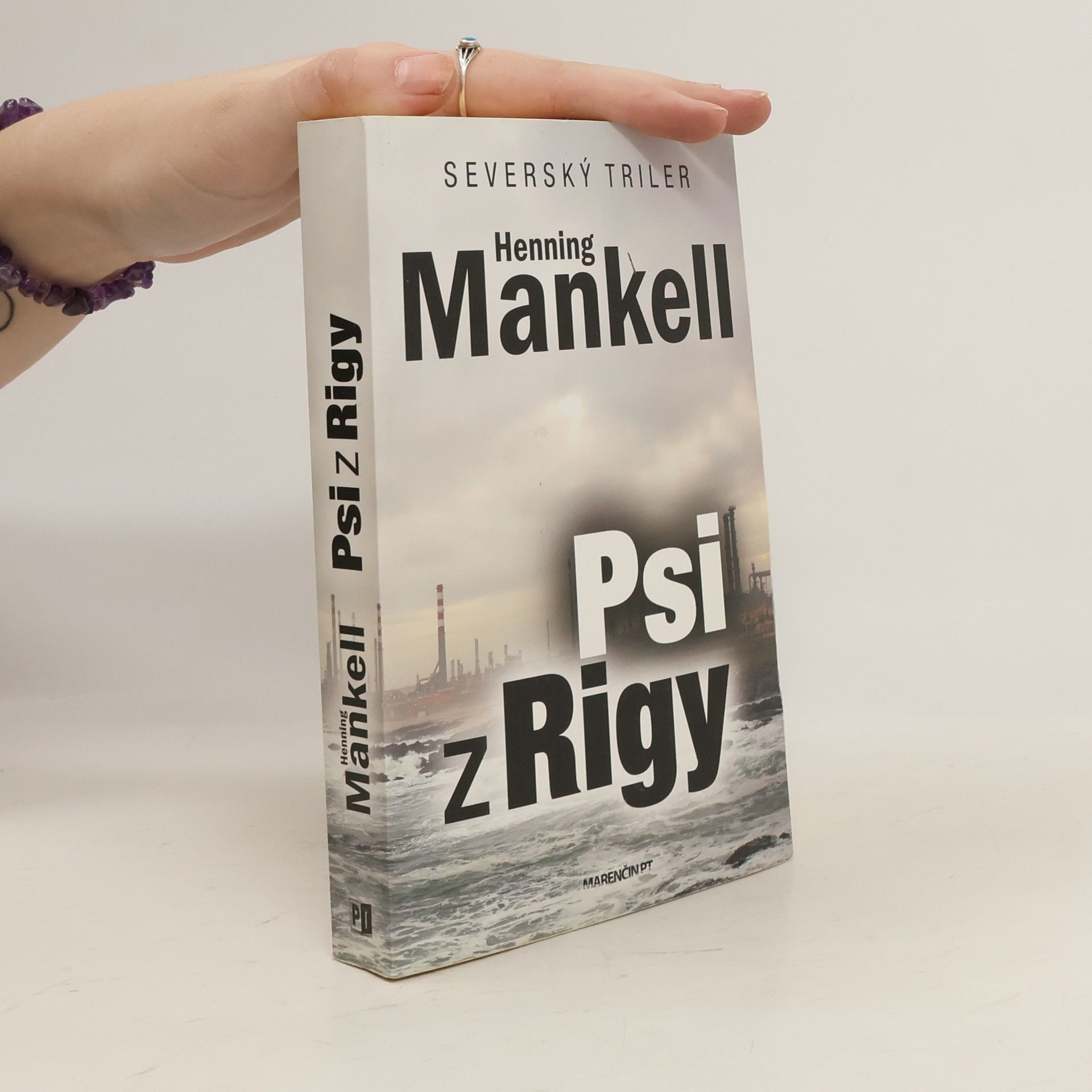 Henning Mankell Psi z Rigy